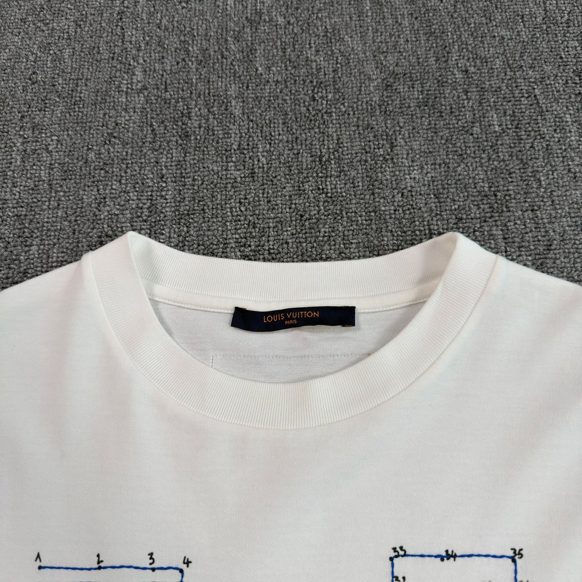 Louis Vuitton White Logo Embroidered T-shirt — detail