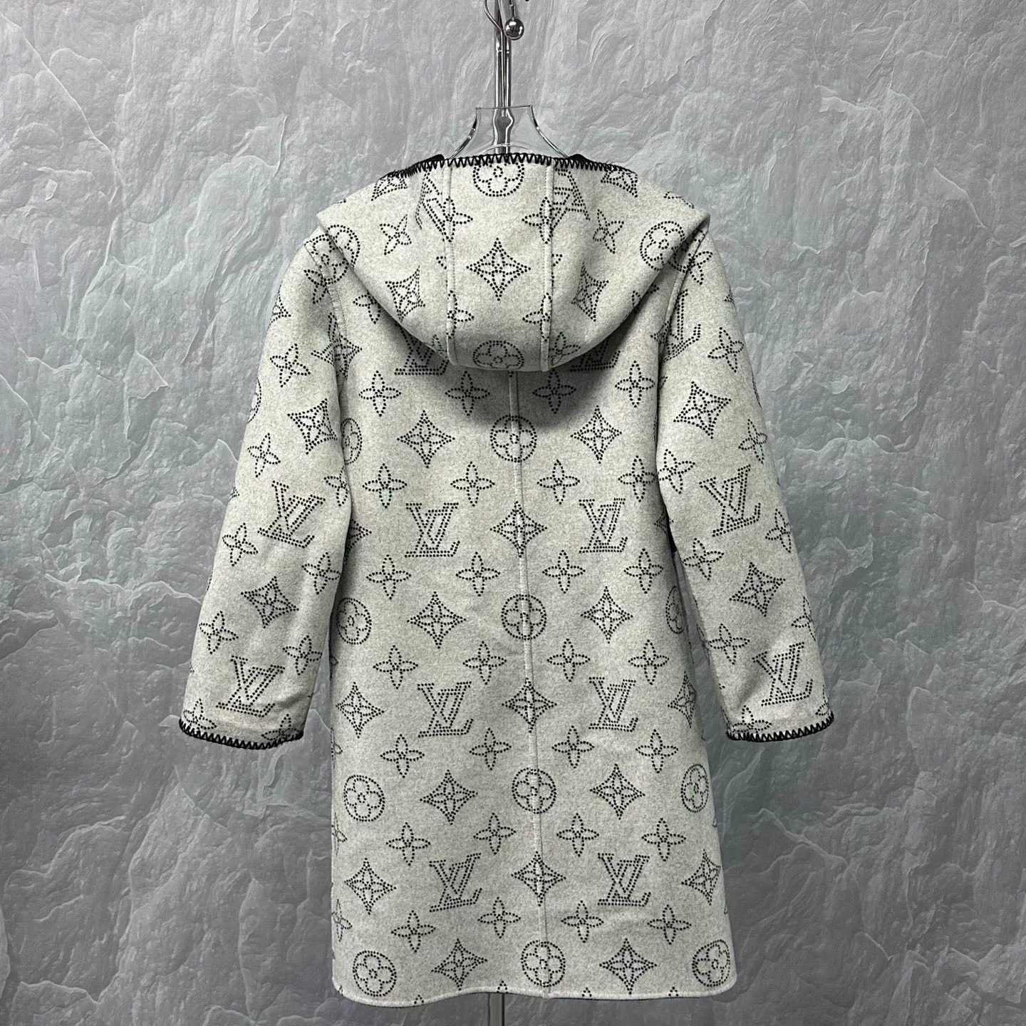 Louis Vuitton Reversible All-Over Print Hooded Coat — label