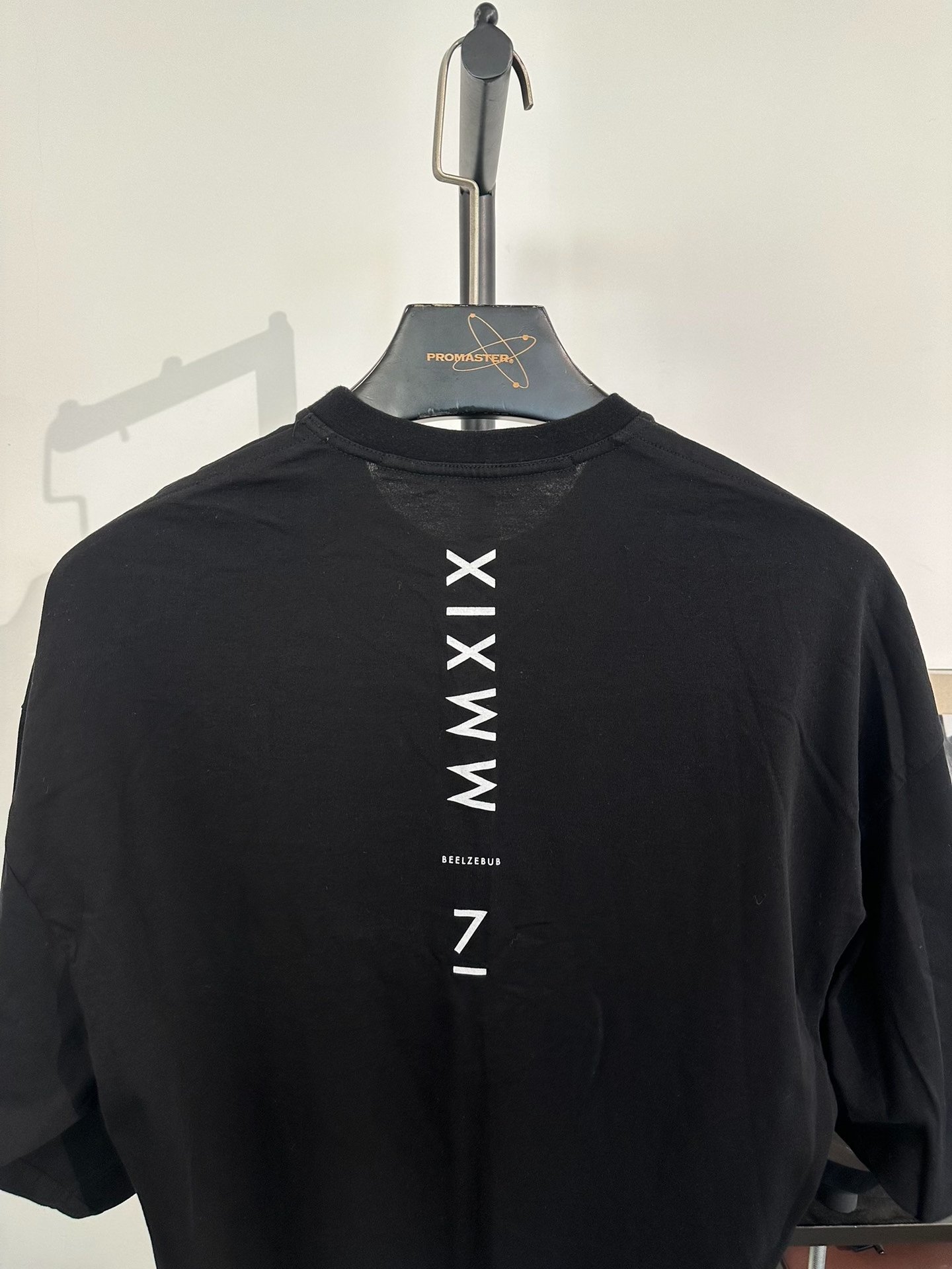 Julius_7 Oversized Print Short-Sleeve T-Shirt — detail