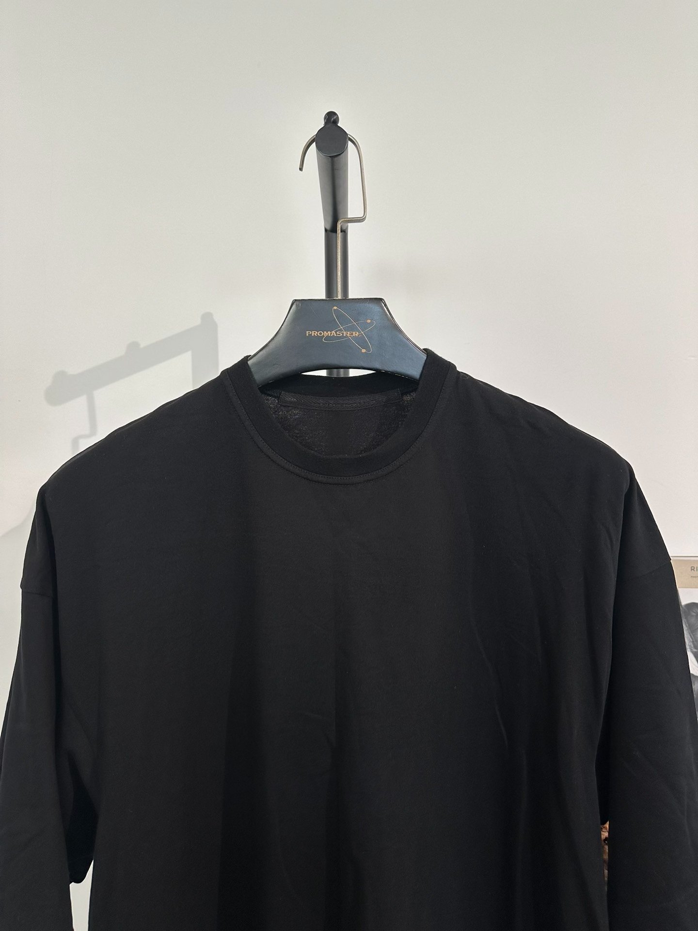Julius_7 Oversized Print Short-Sleeve T-Shirt — back
