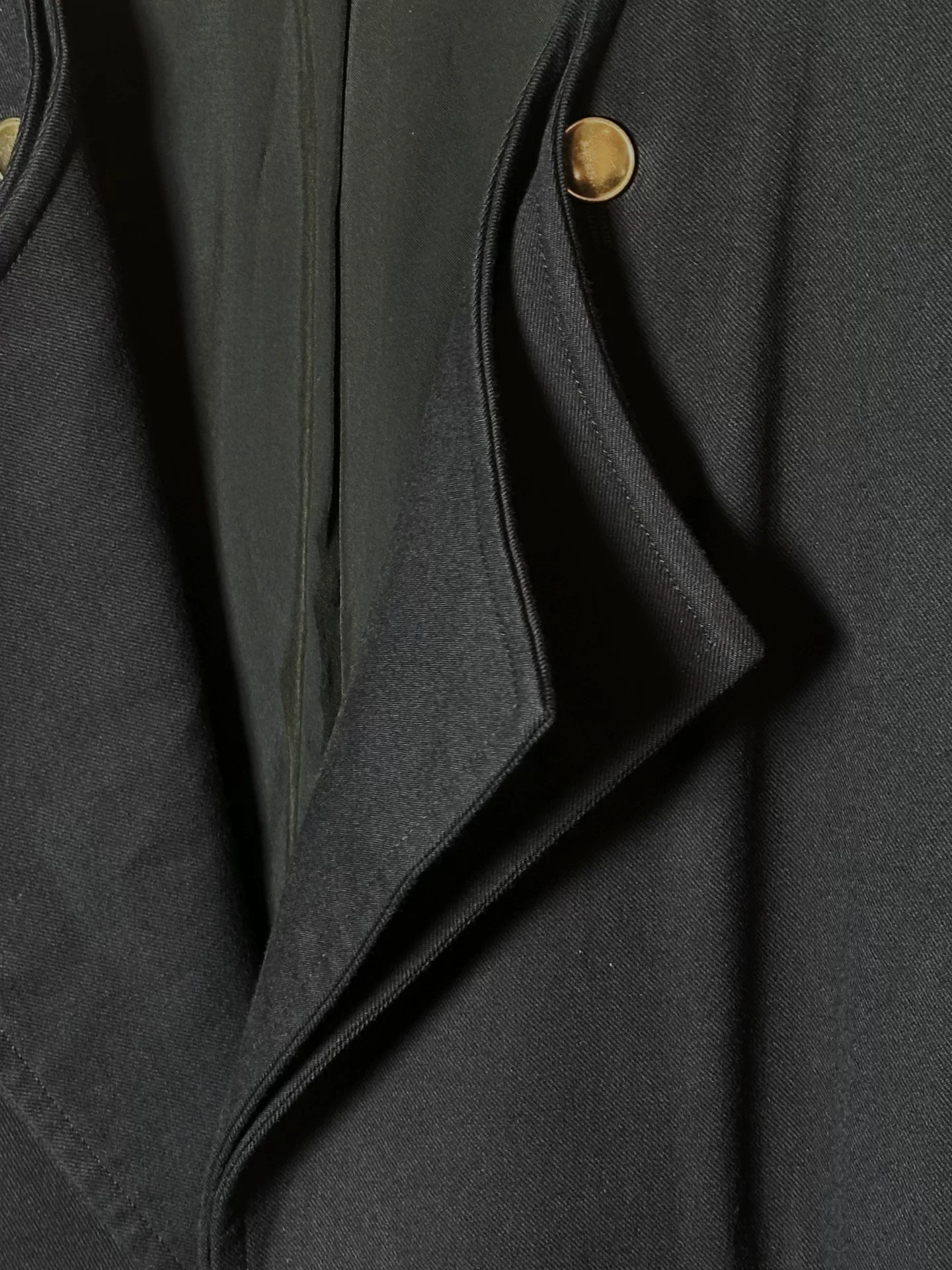 Yohji Yamamoto 12AW Double Collar Coat — detail