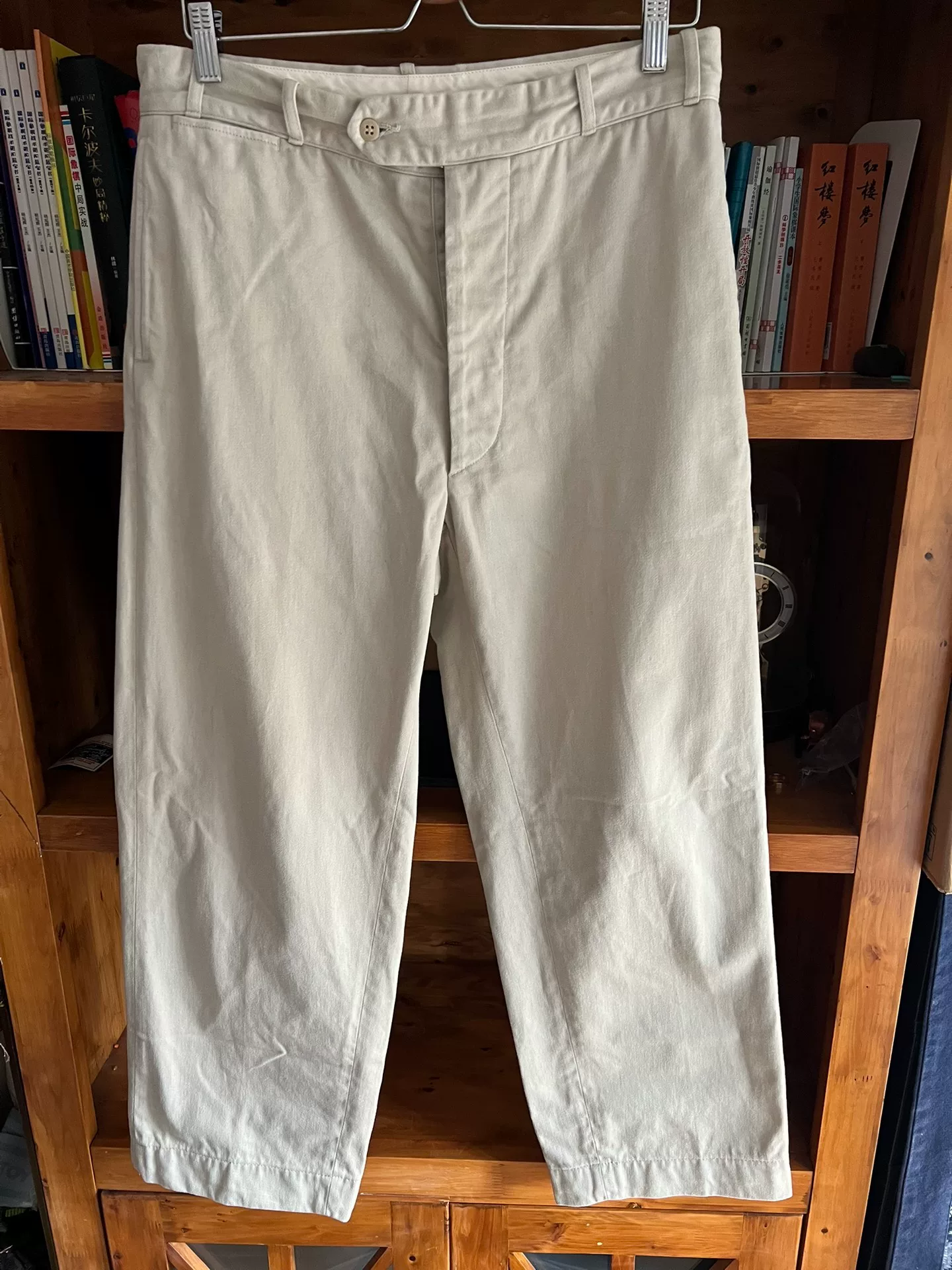 Atlast&Co Timeworn Beige Trousers — back
