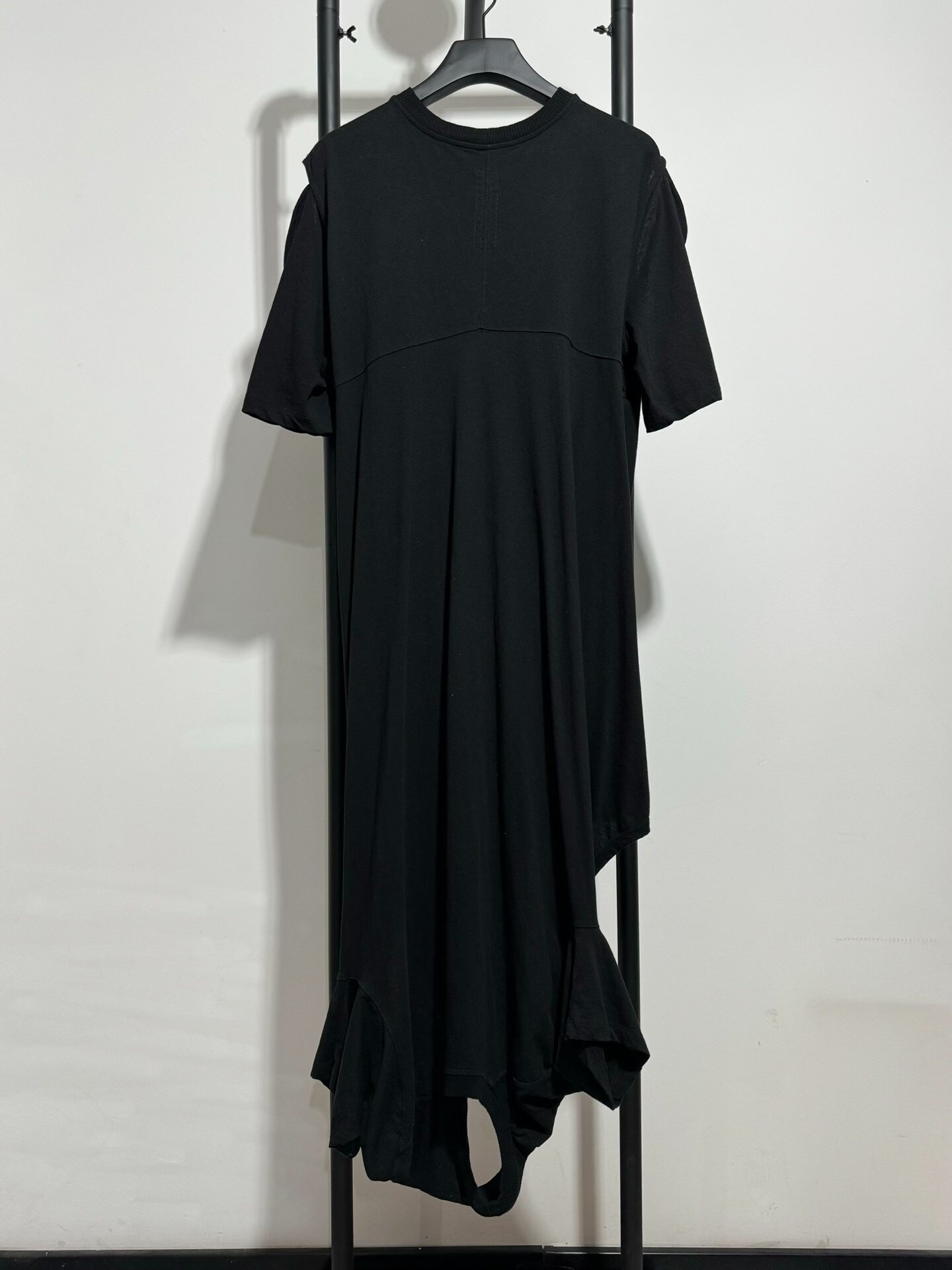 Rick Owens Black Irregular Hem Short-Sleeve Tee — front
