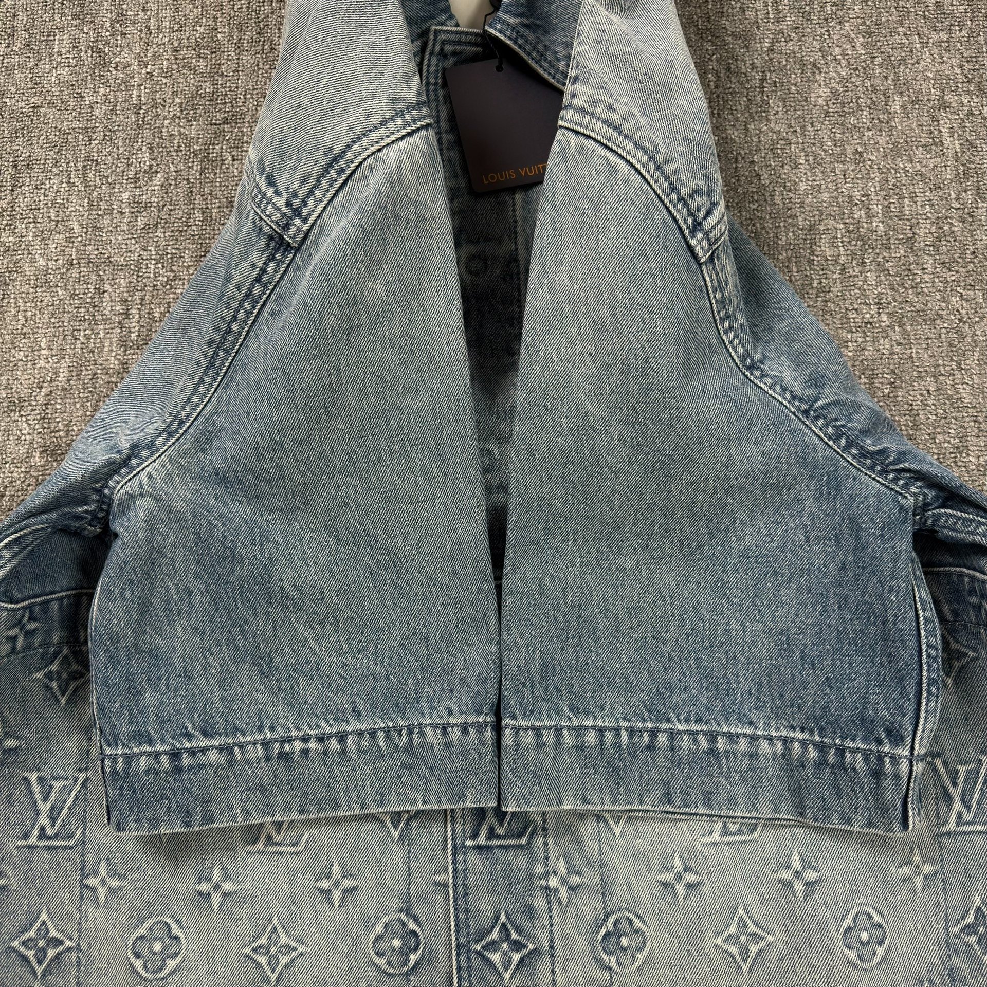 LV Monogram Blue Denim Short-Sleeve Shirt — detail