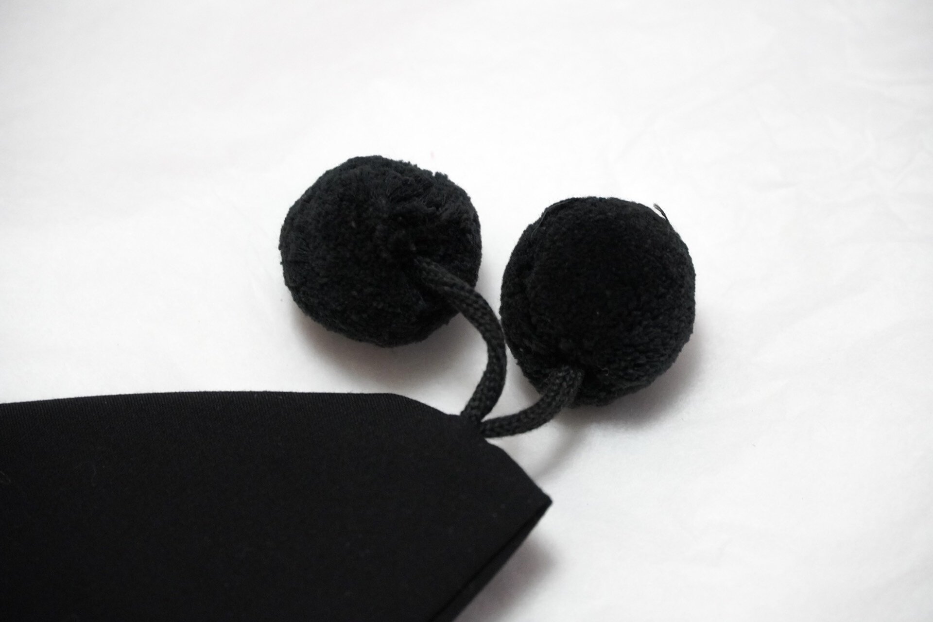 Yohji Yamamoto 1980s Double Ball Ornament Tie — detail