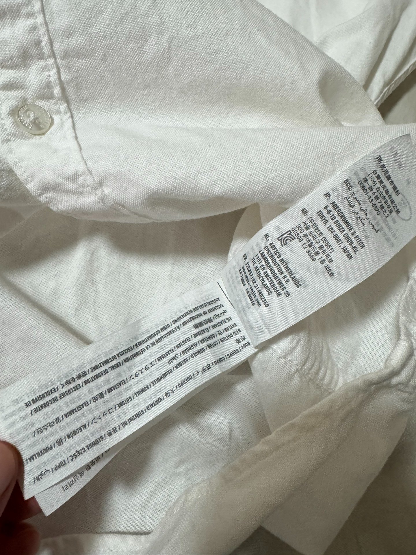 Hollister Men's White Oxford Shirt — label