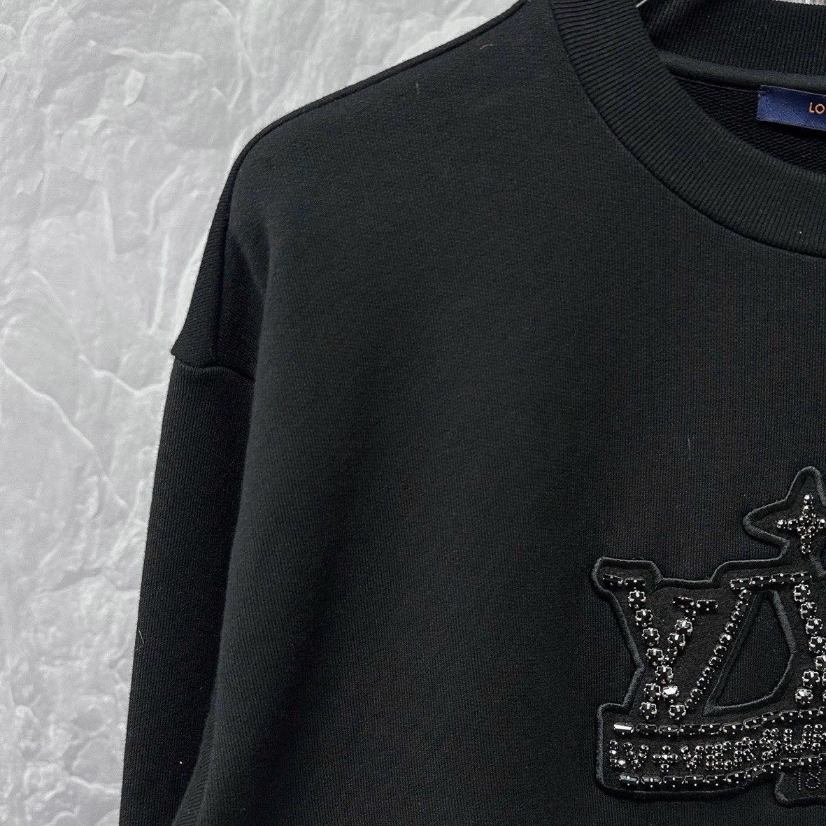 Louis Vuitton Obsidian Claw Drill Crewneck Sweatshirt — detail