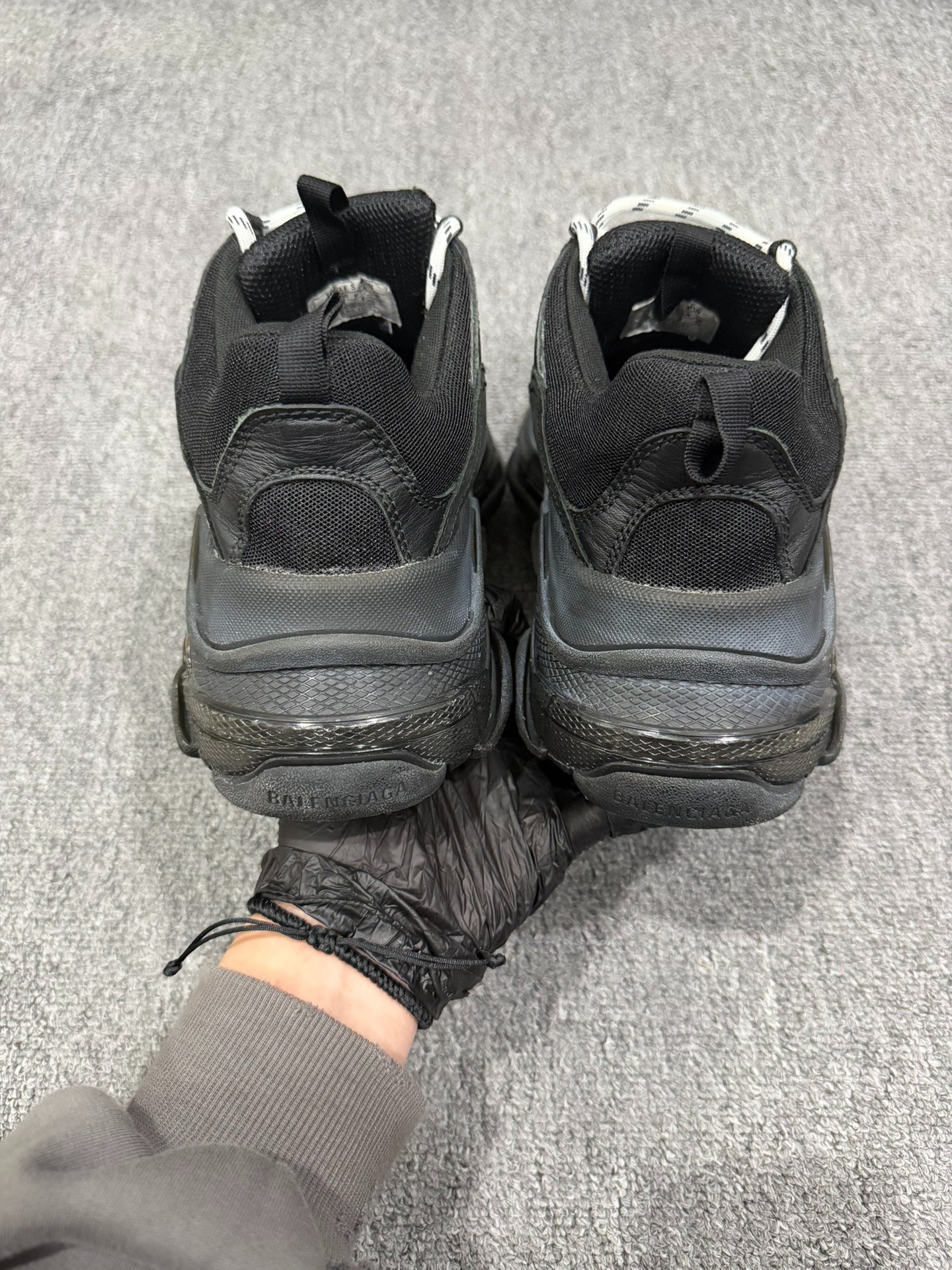Balenciaga Black Dad Shoes Size 41 — label