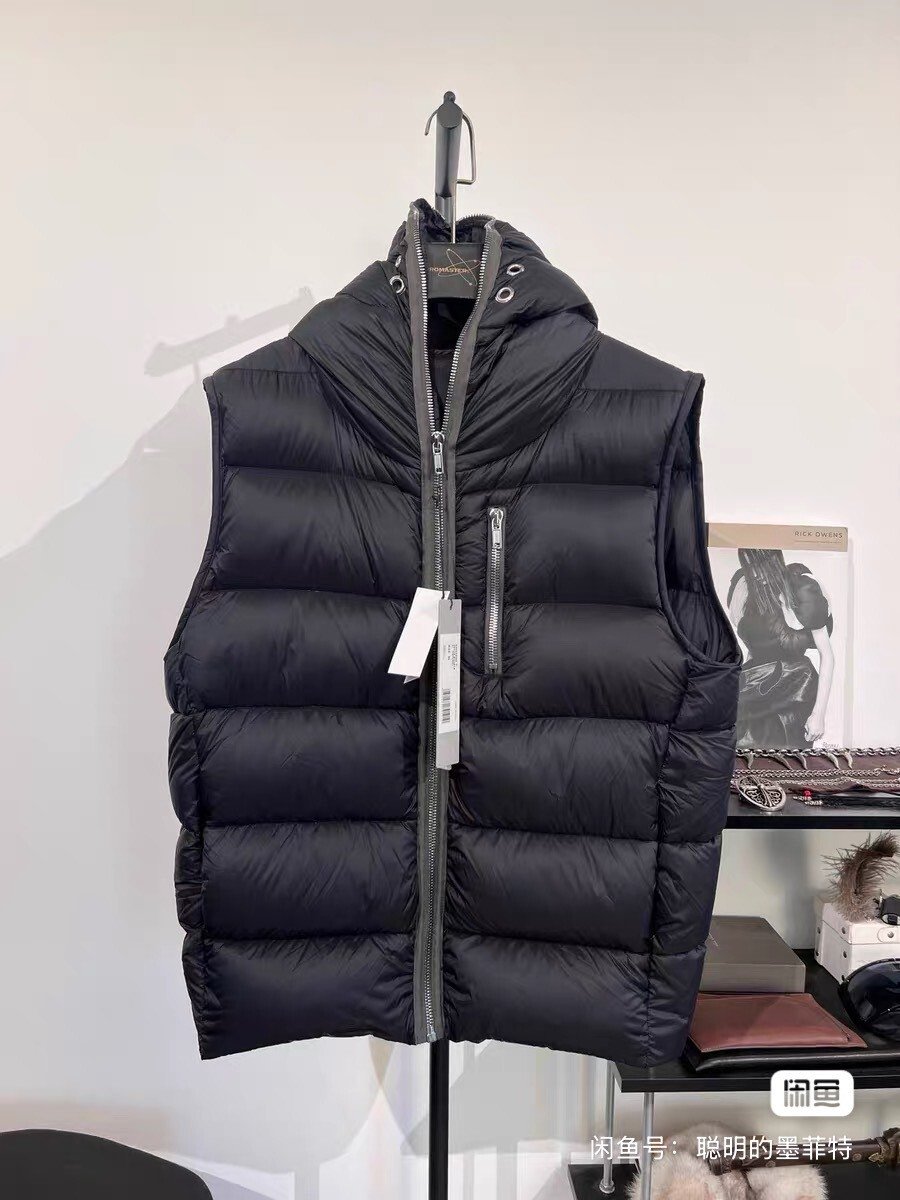 Rick Owens Black Puffer Vest — front