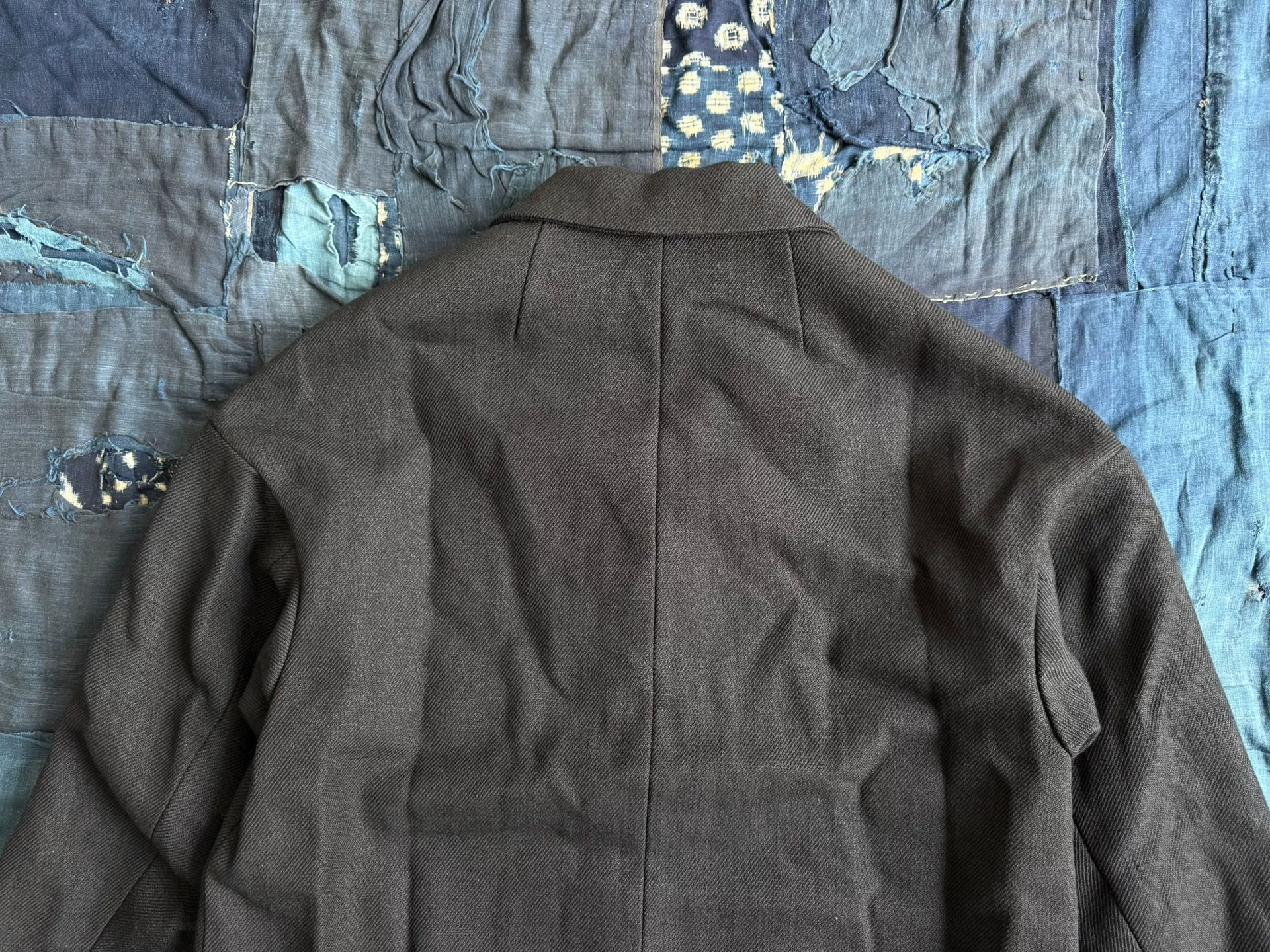 VISVIM 25AW HAMMONS COAT — back
