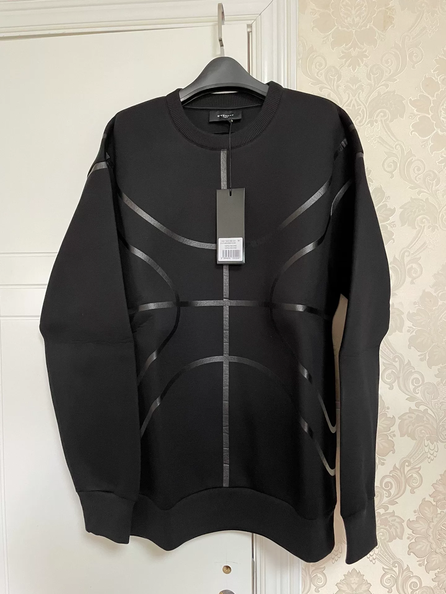 Givenchy Space Cotton Line Splicing Pullover — label