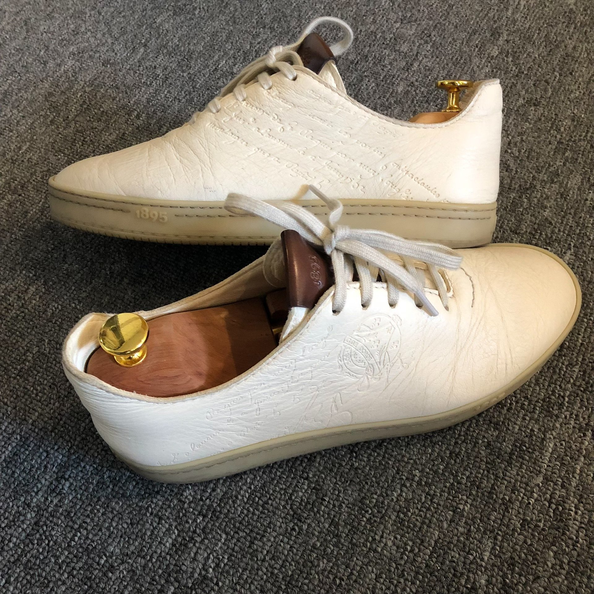 Berluti White Casual Lace-up Shoes — detail