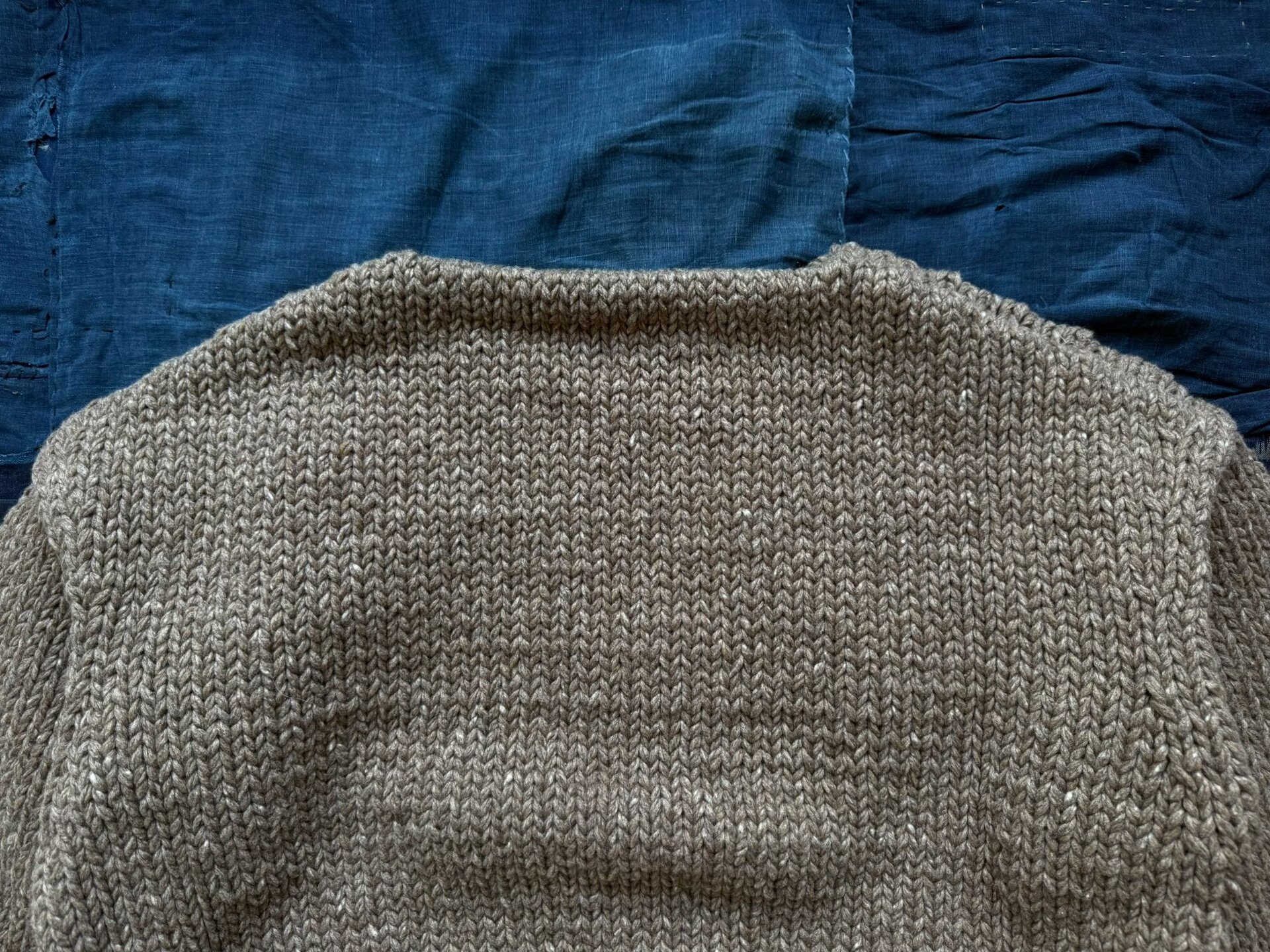 VISVIM 25AW AMPLUS BOATNECK HAND KNIT — label