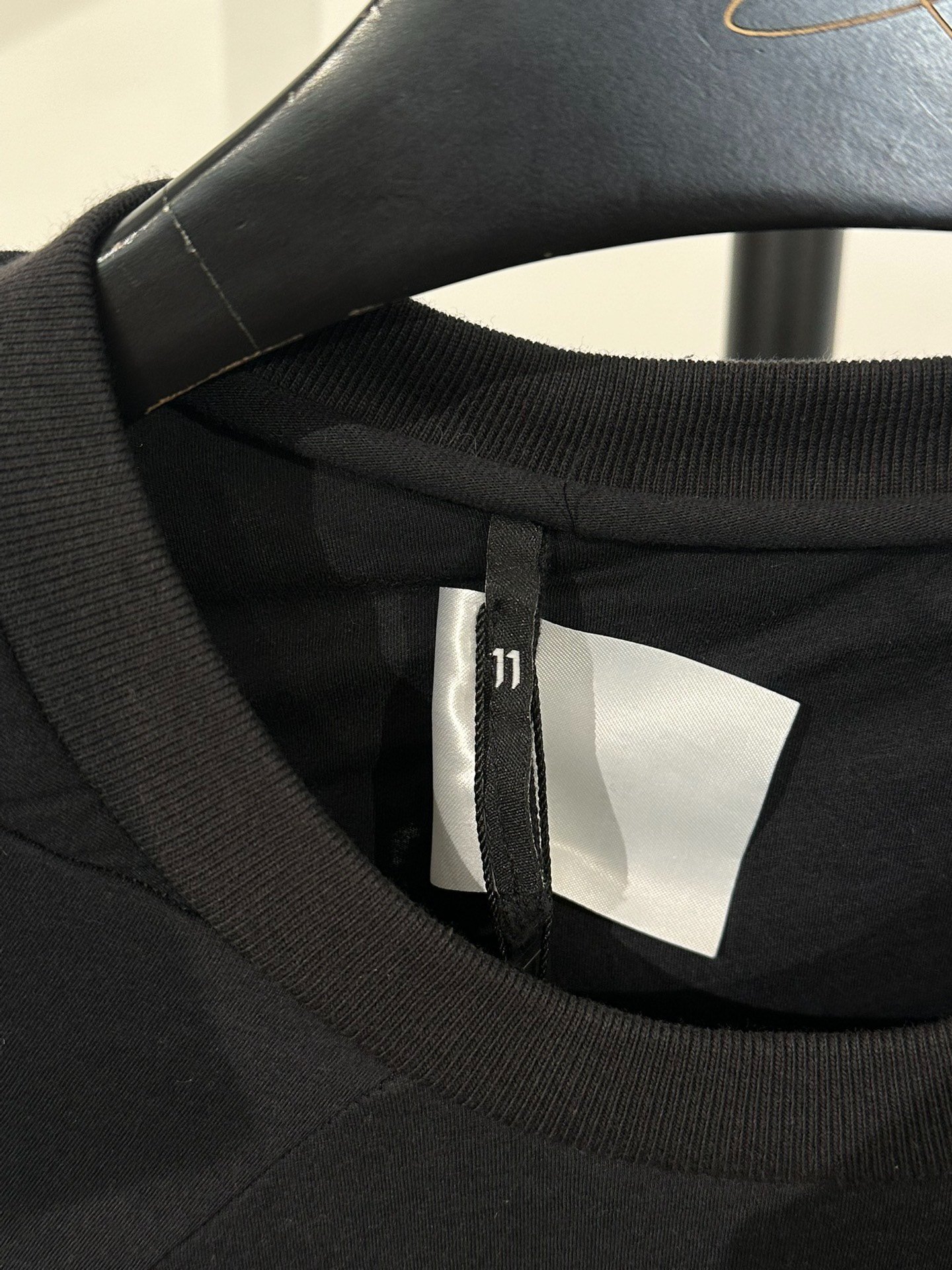 Boris Bidjan Saberi 11by bbs Long-Line T-shirt — detail