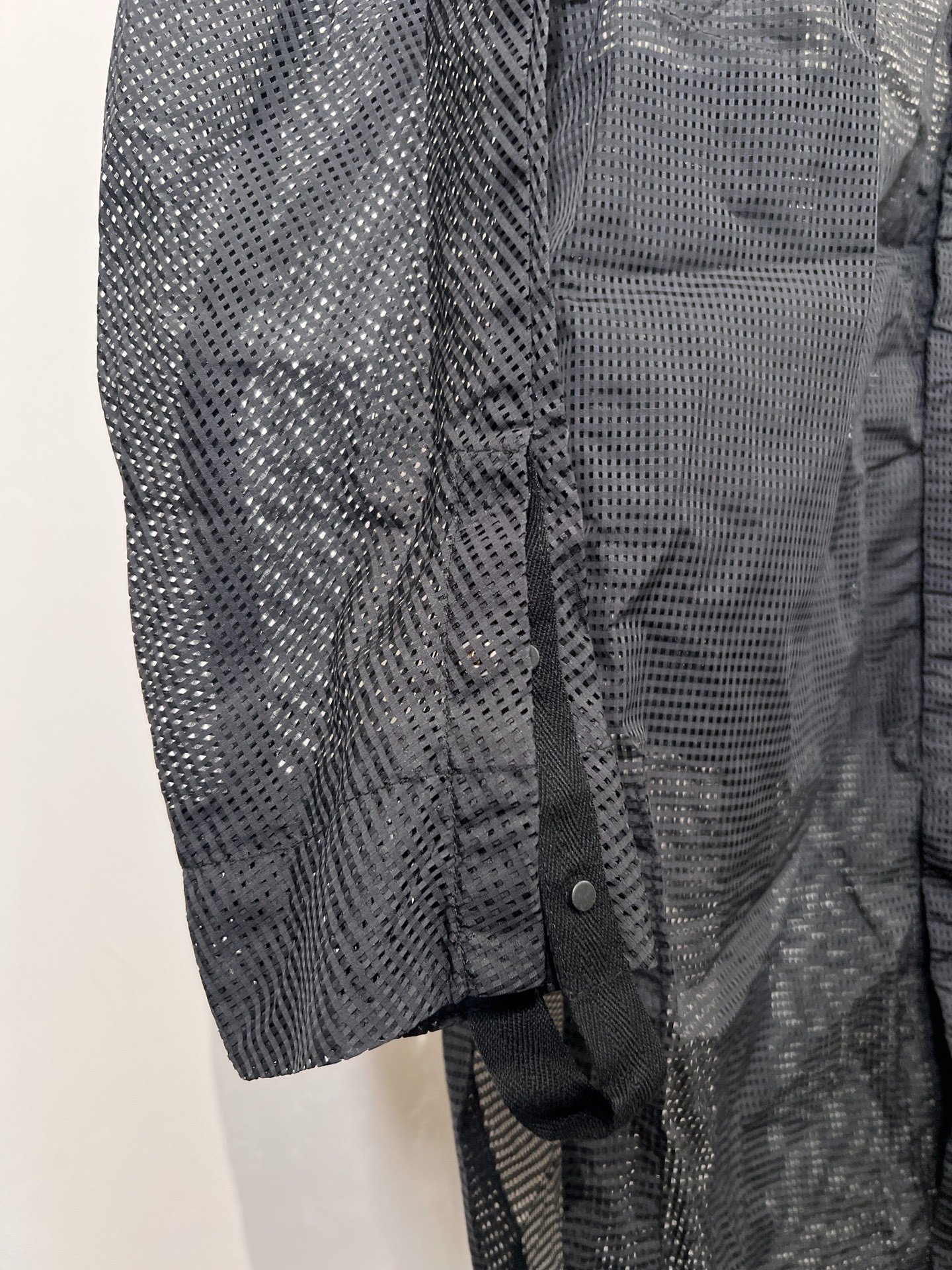 Boris Bidjan Saberi 11by bbs S3 Mesh Coat — label