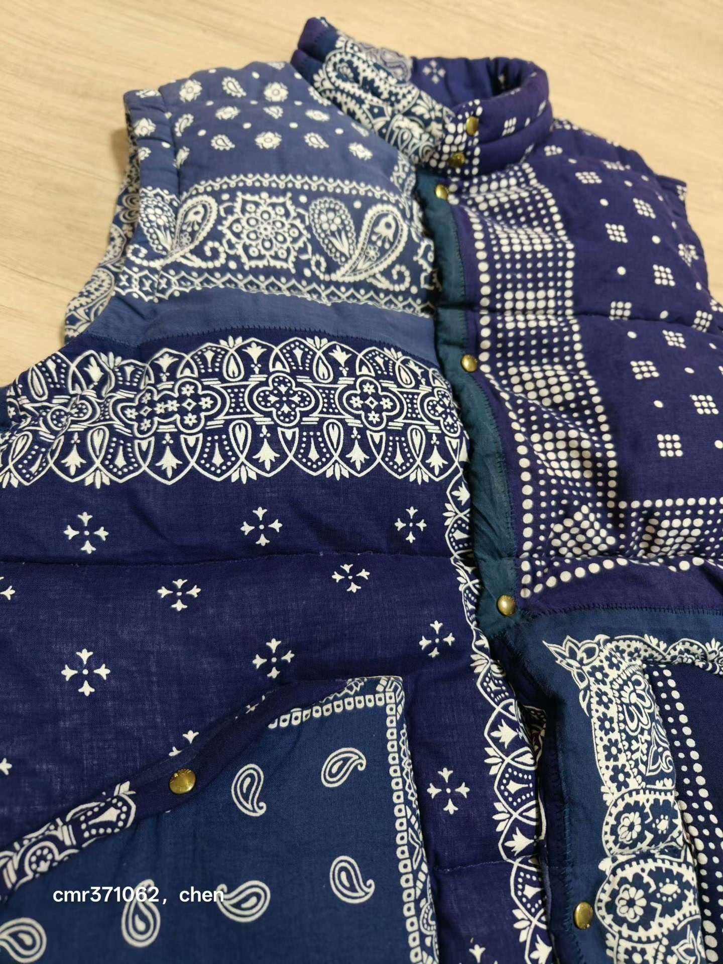 VISVIM 18 ICT INSULATOR DOWN VEST — detail