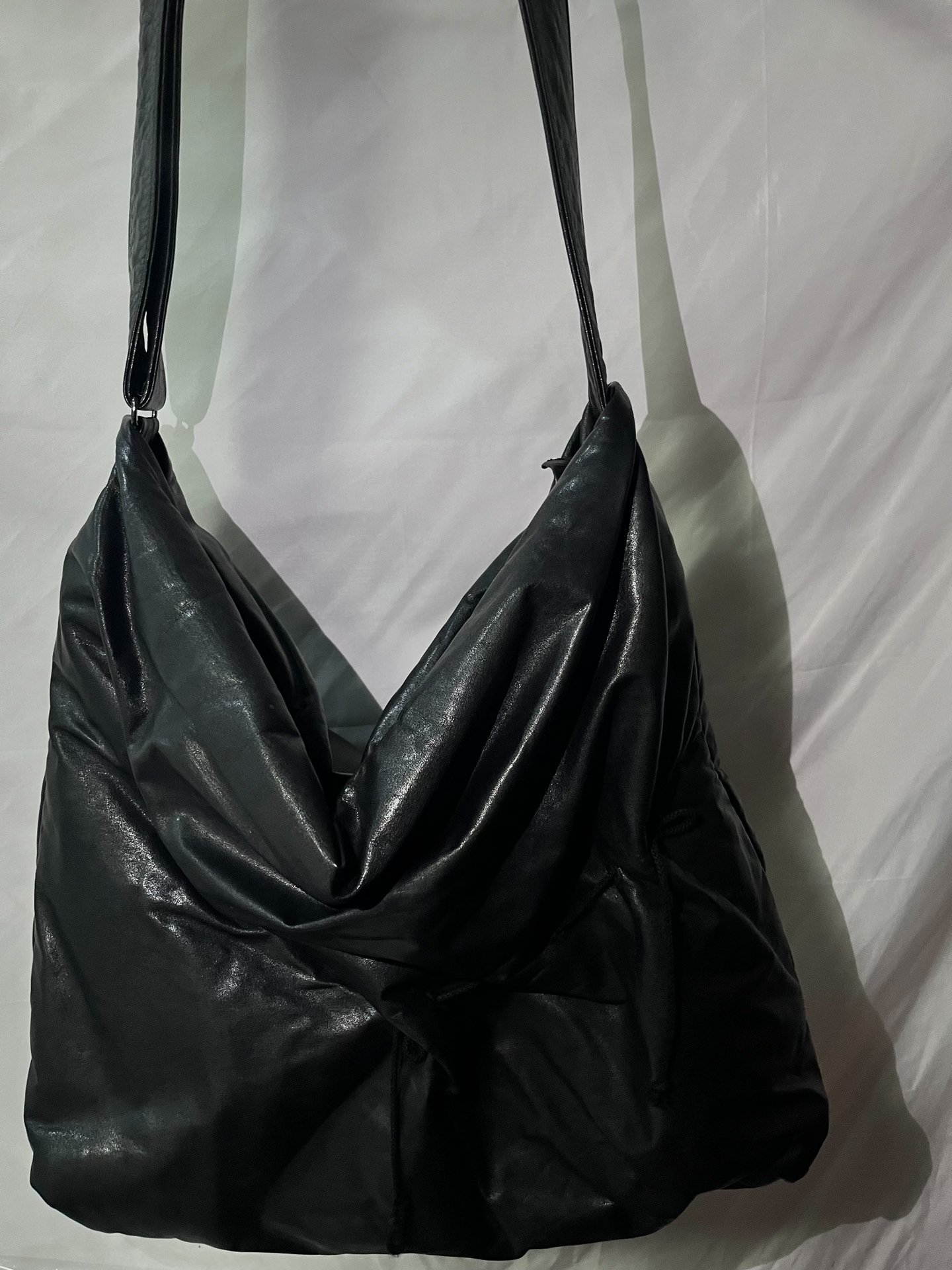Yohji Yamamoto 25AW Large Cloud Bag — front