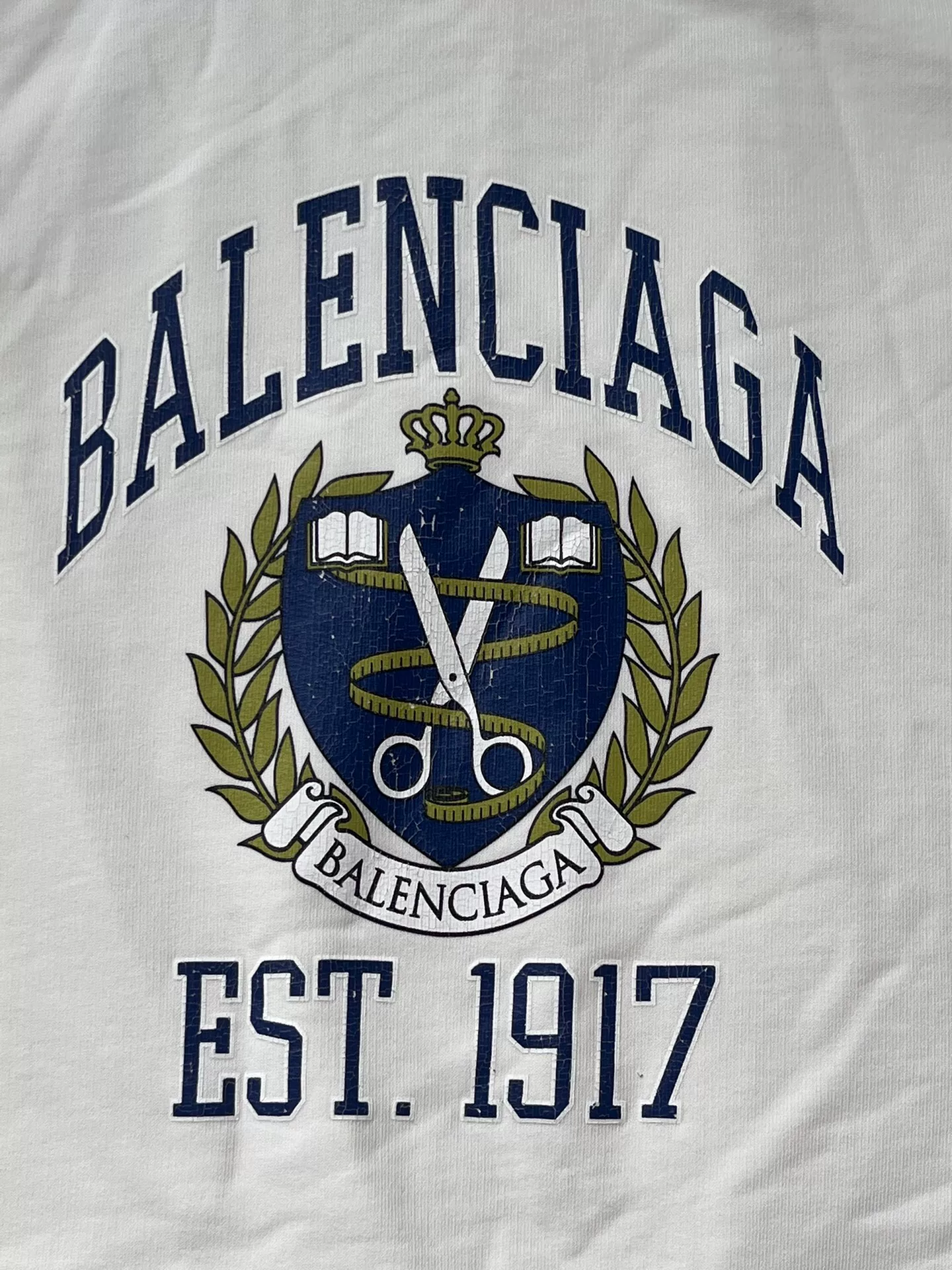 Balenciaga Logo Print White Hoodie — detail