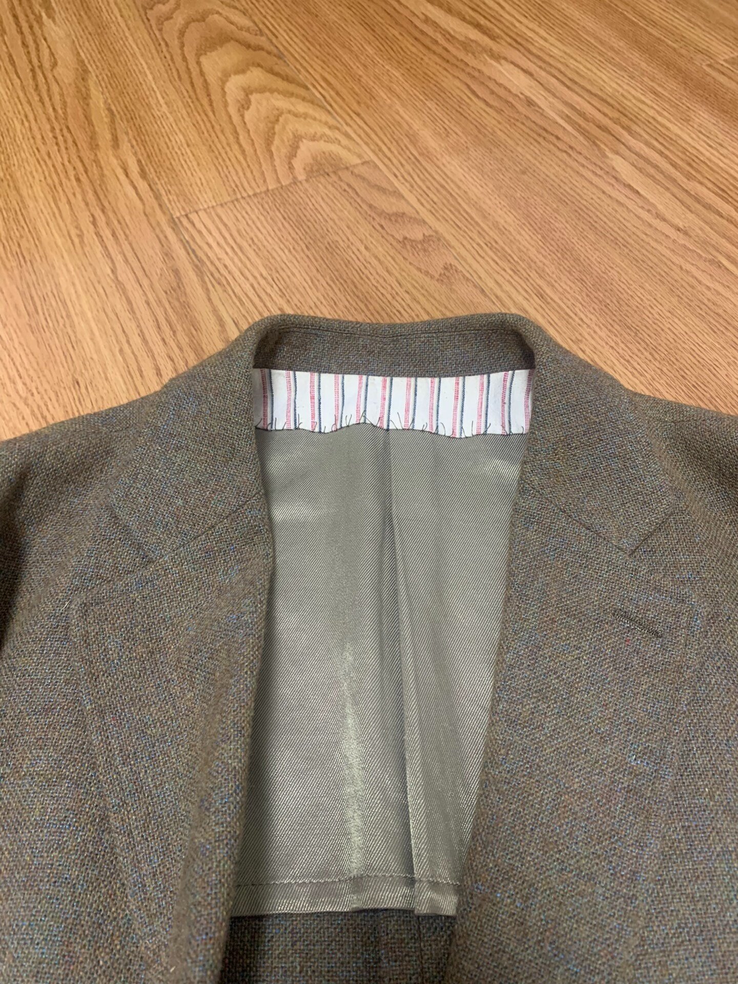 visvim 19ss verde tweed blazer — detail