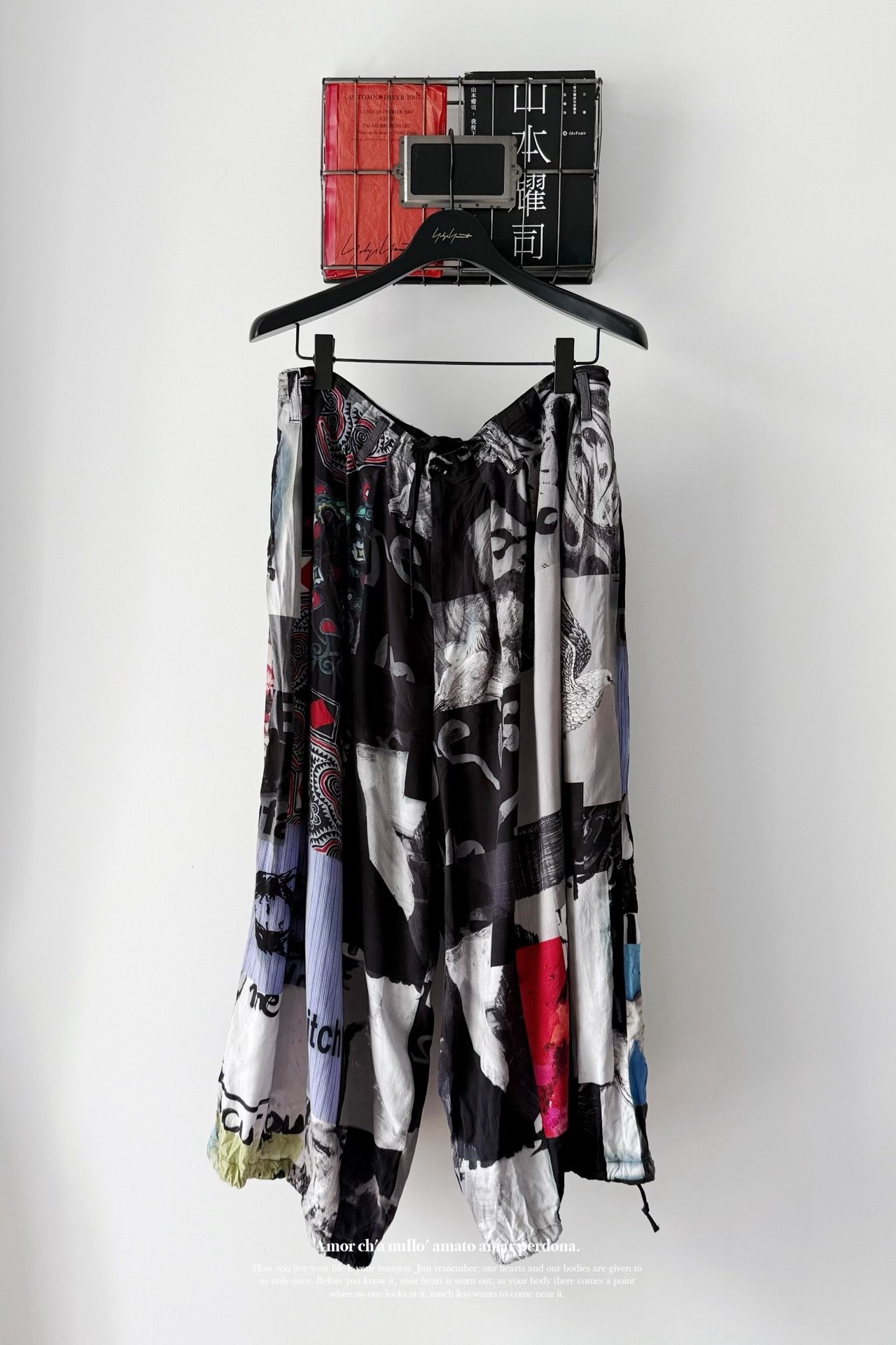 Yohji Yamamoto Black Scandal Balloon Pants — detail