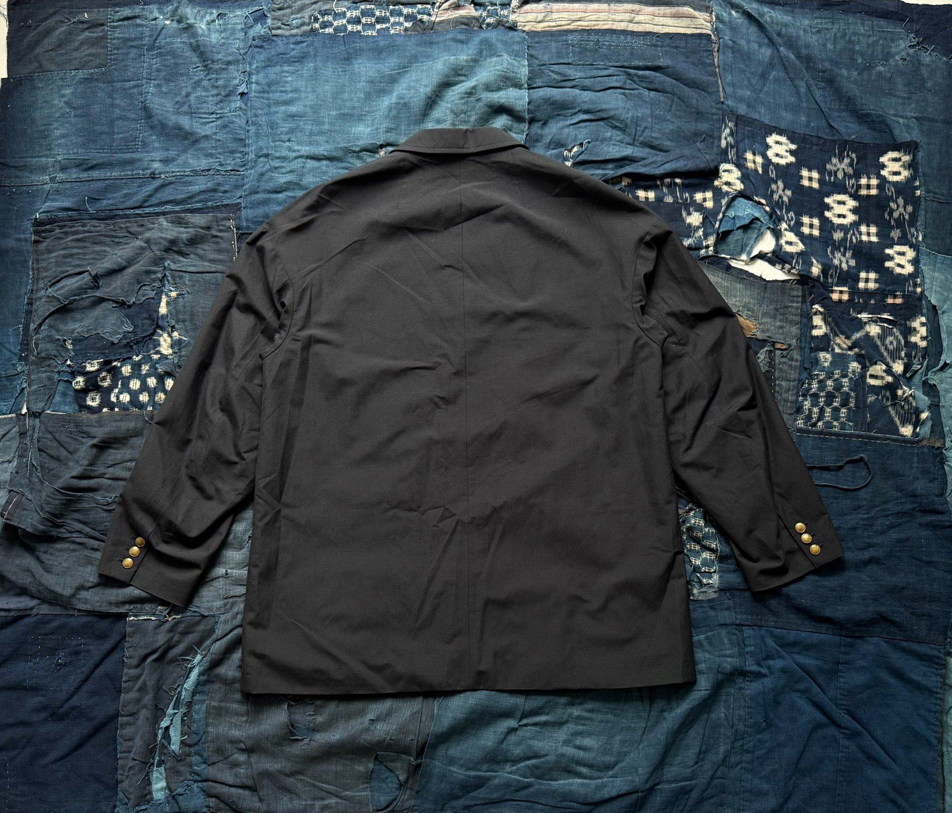 VISVIM 24SS BOWEN BLAZER GOLD BUTTONS — detail