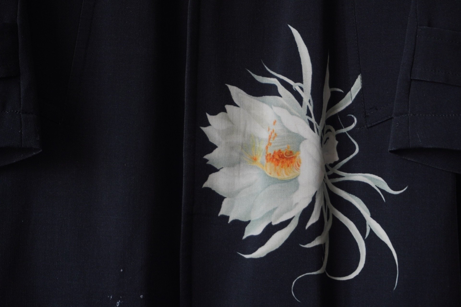 Yohji Yamamoto Epiphyllum Yuzen Dye Coat — label