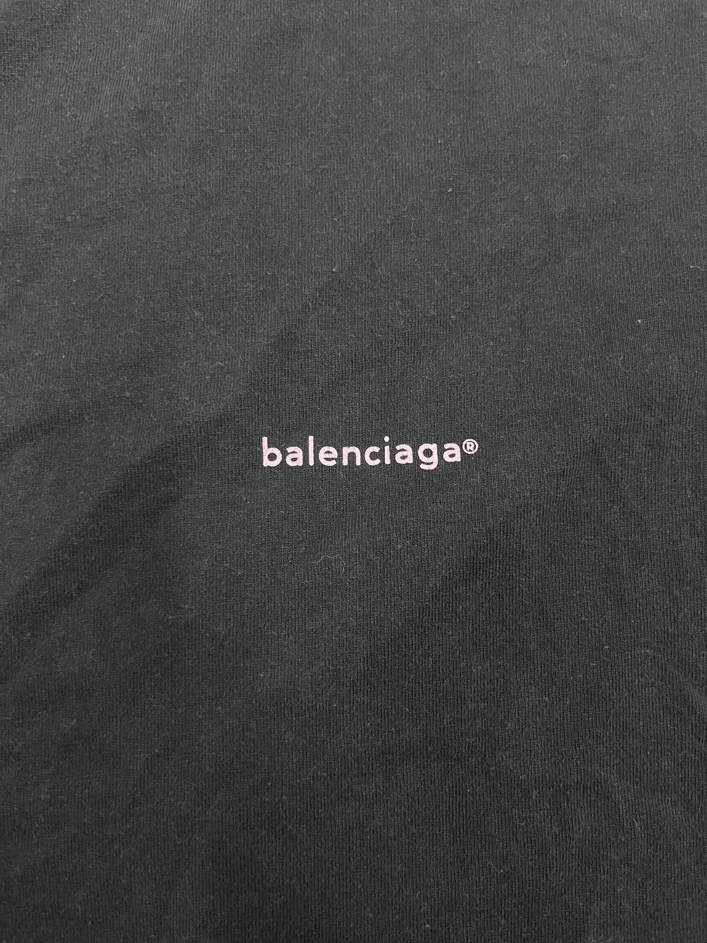 Balenciaga Small Logo Short-Sleeve T-Shirt — detail