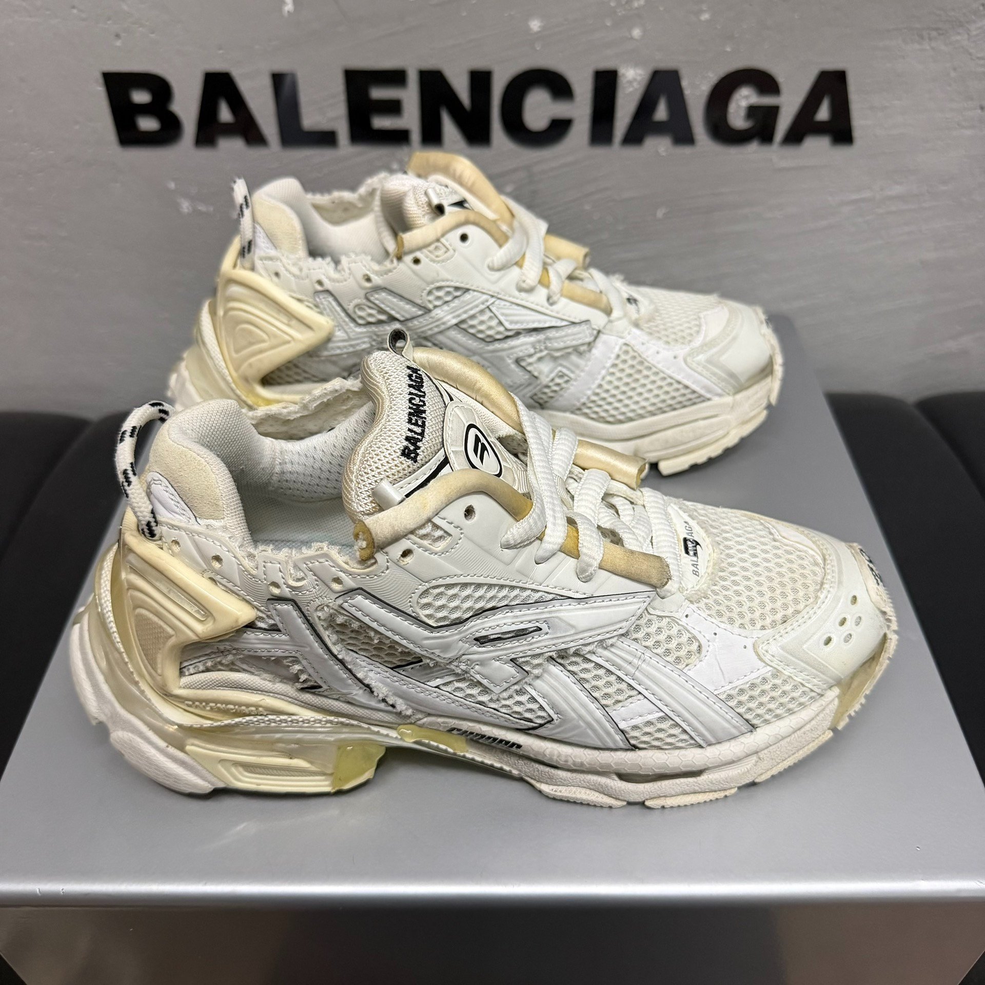 Balenciaga Runner White Distressed — back
