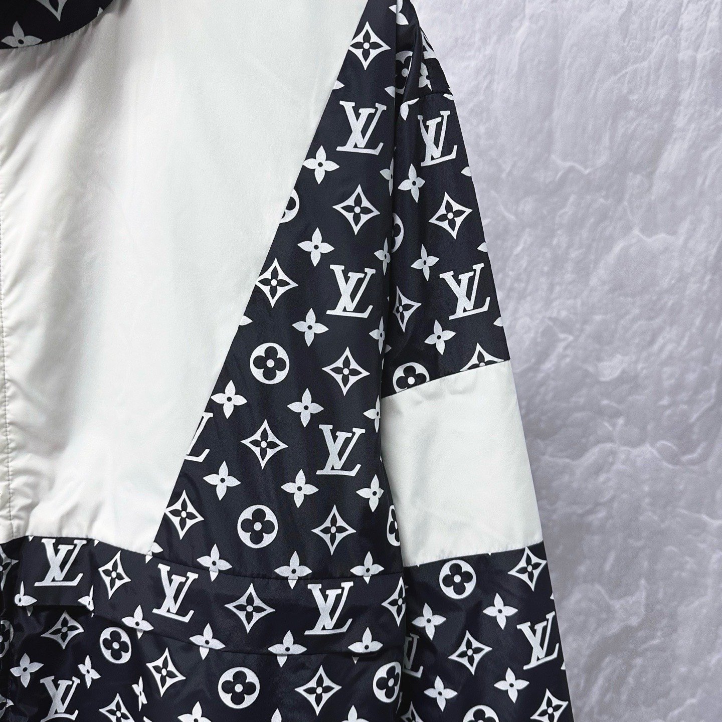 Louis Vuitton FW24 Monogram Color-Blocked Cropped Jacket — back
