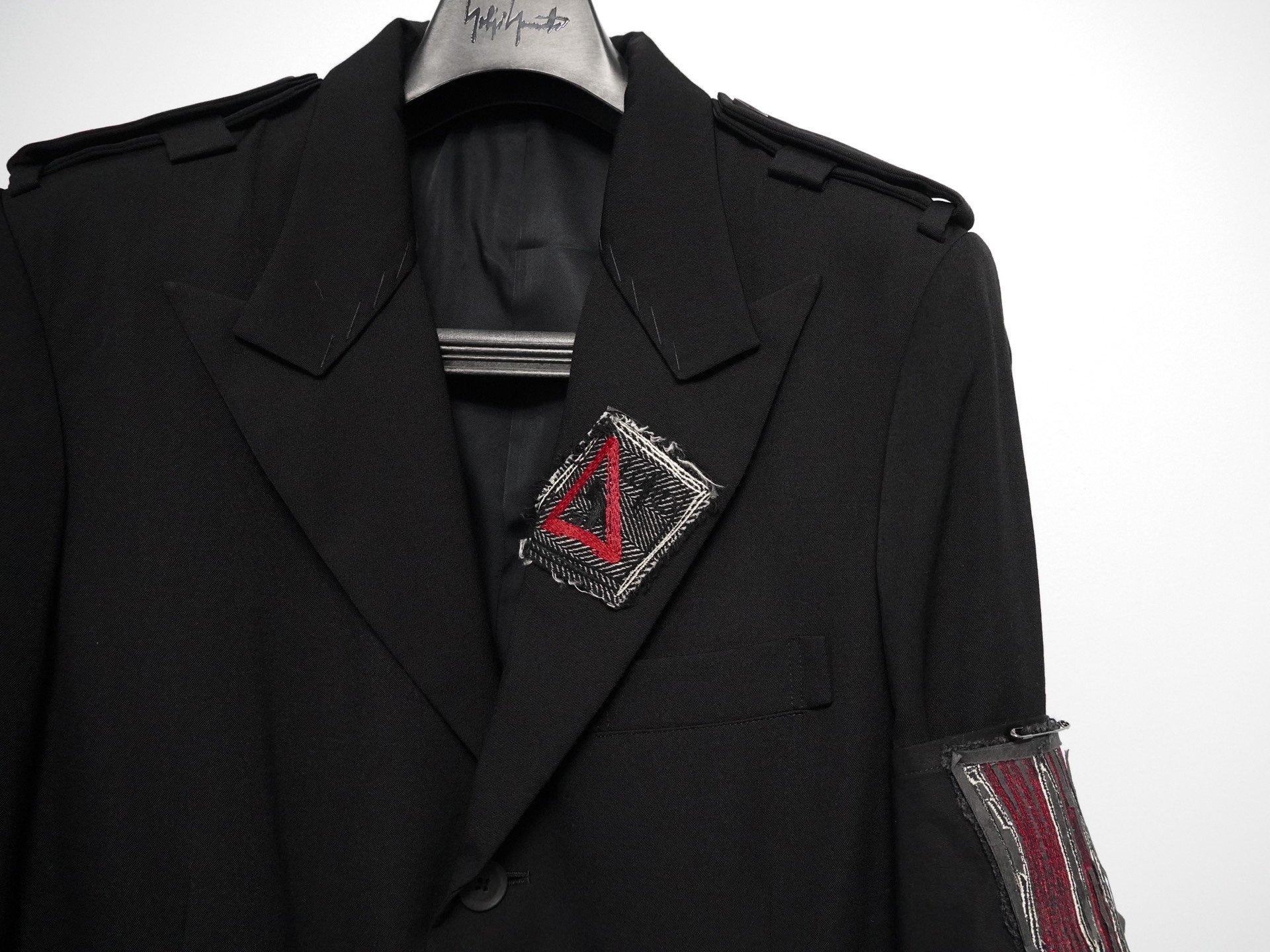 Yohji Yamamoto 2020AW Shoulder Epaulet Jacket — front