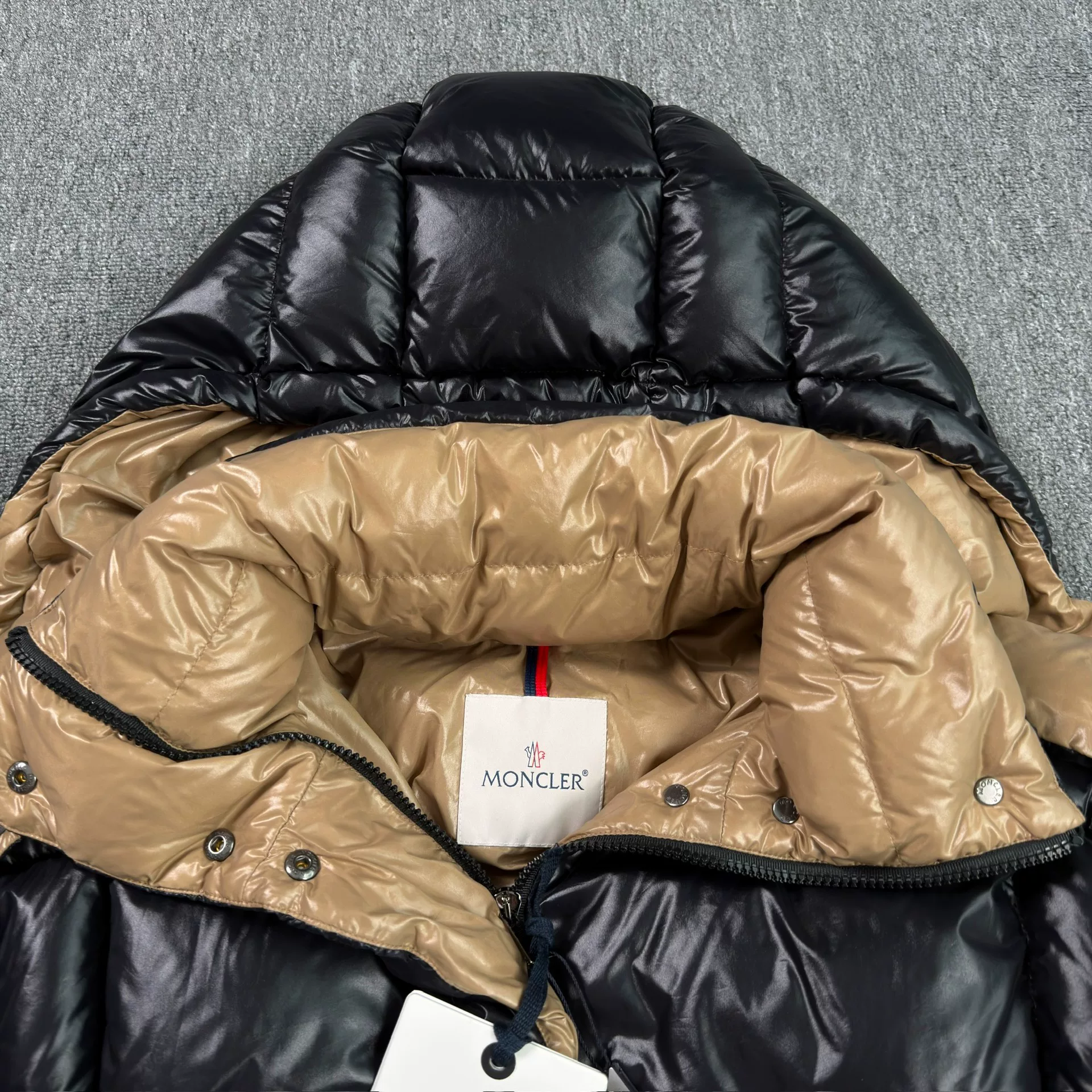 Moncler Parana Black Down Jacket — detail