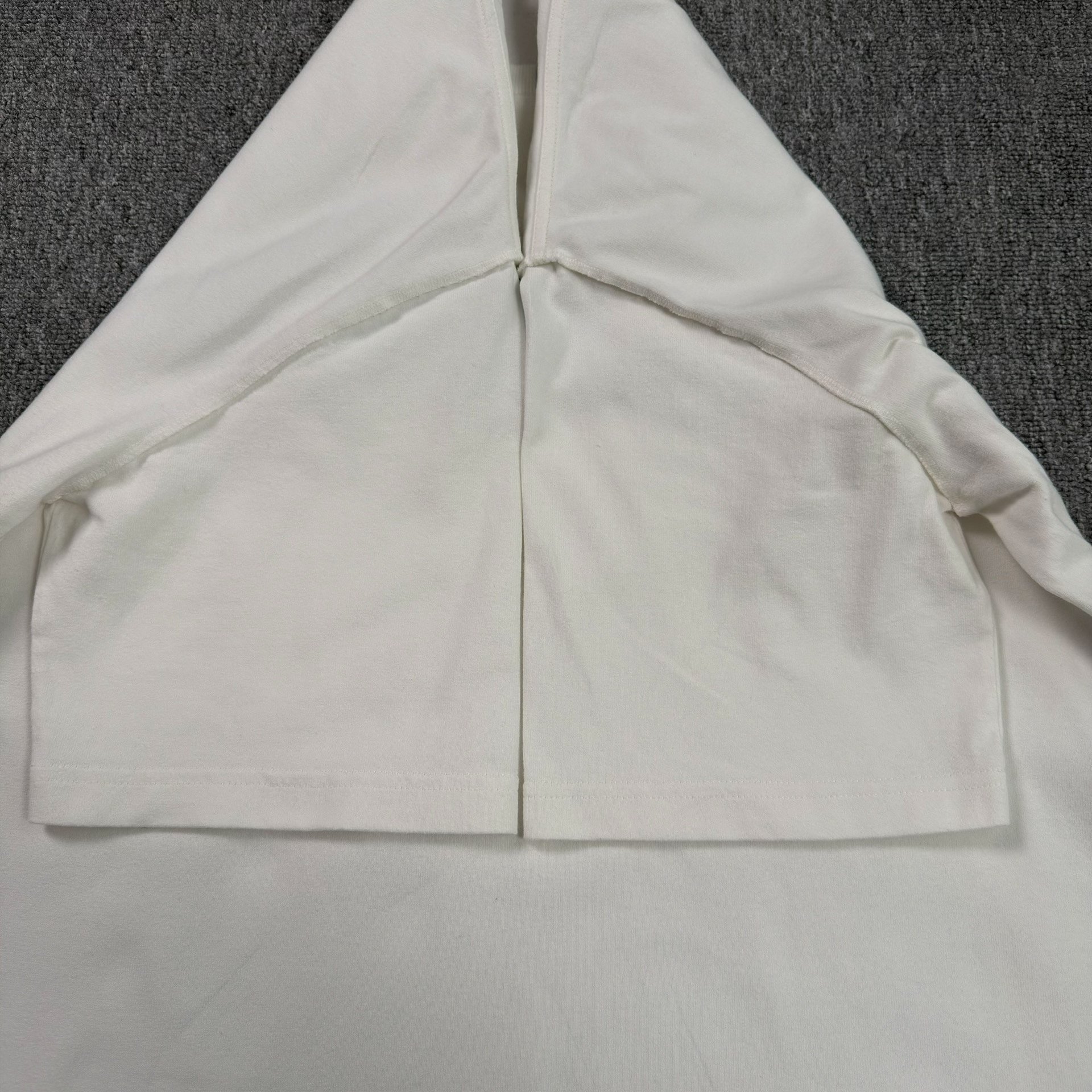 Louis Vuitton White Foam Graffiti Short-Sleeve Tee — back