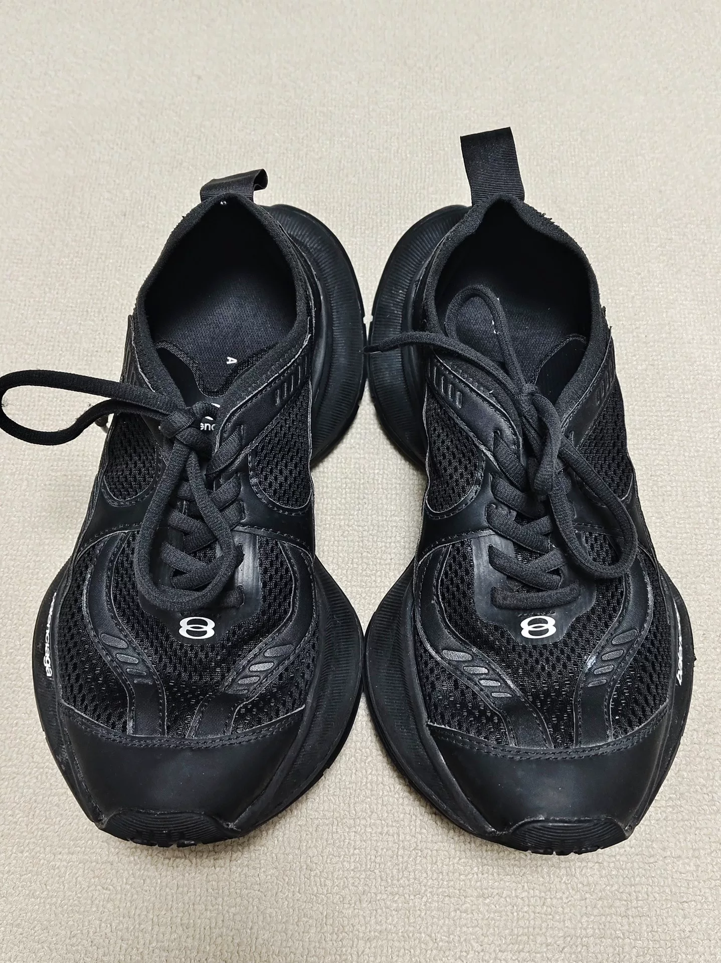 Balenciaga Circuit Low-Top Running Shoes Women — detail