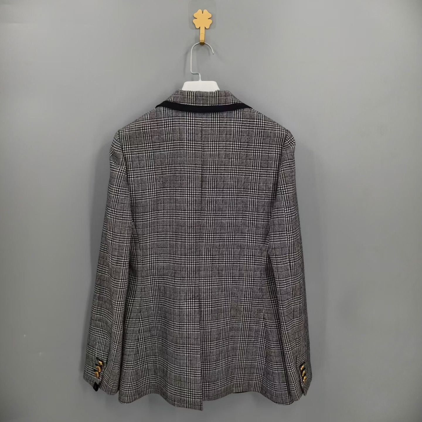 Louis Vuitton Gold Logo Houndstooth Blazer — front