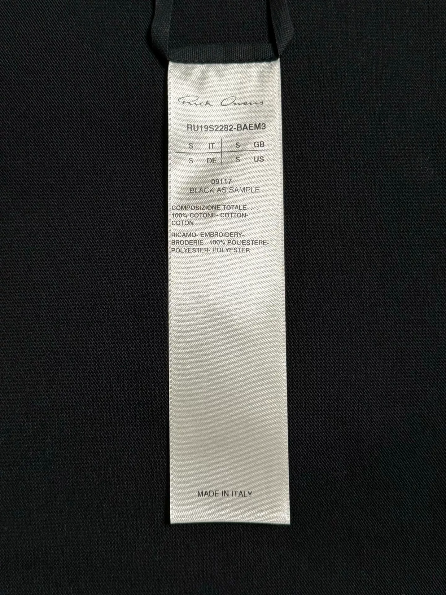 Rick Owens Geometric Embroidery Black T-shirt — detail