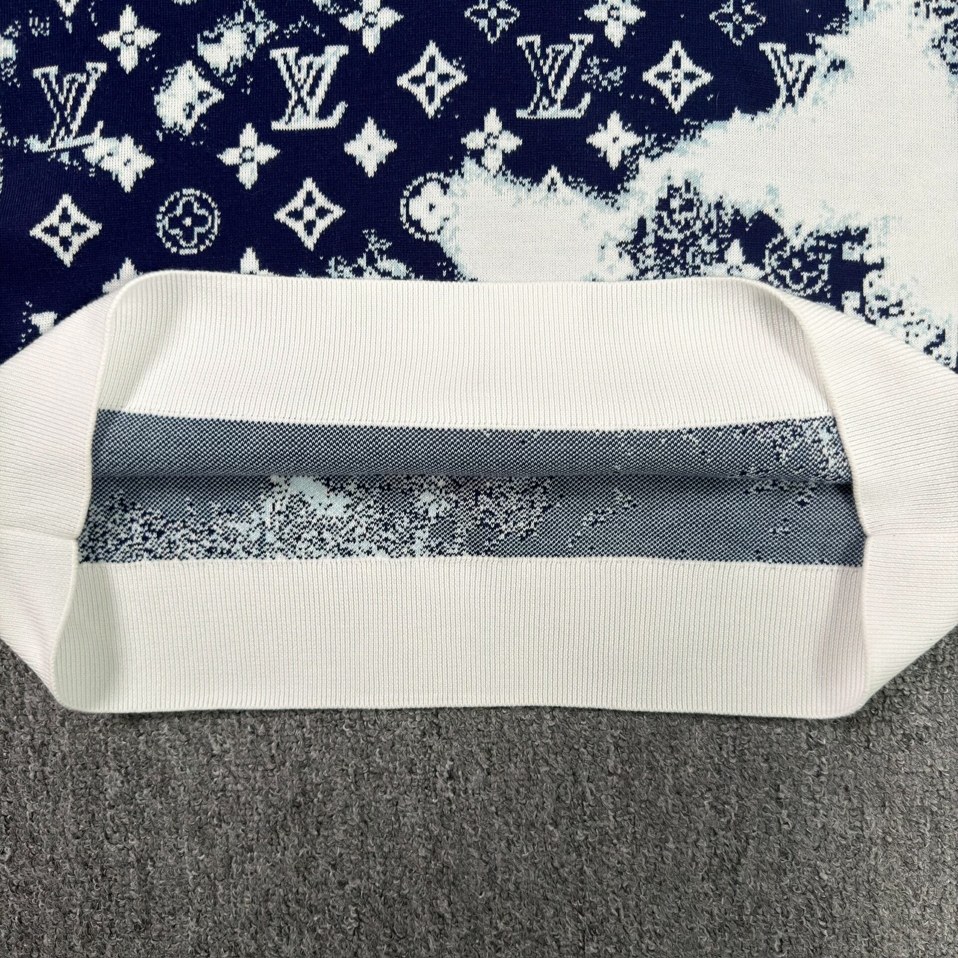 Louis Vuitton White Knit Sweater — label