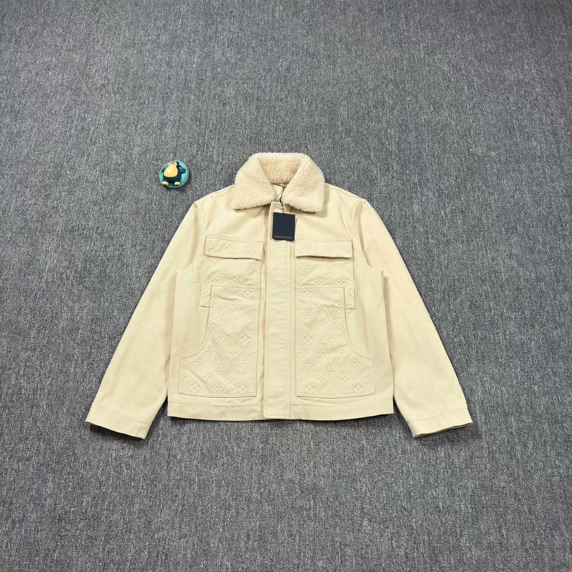 Louis Vuitton Off-White Fur Collar Jacket
