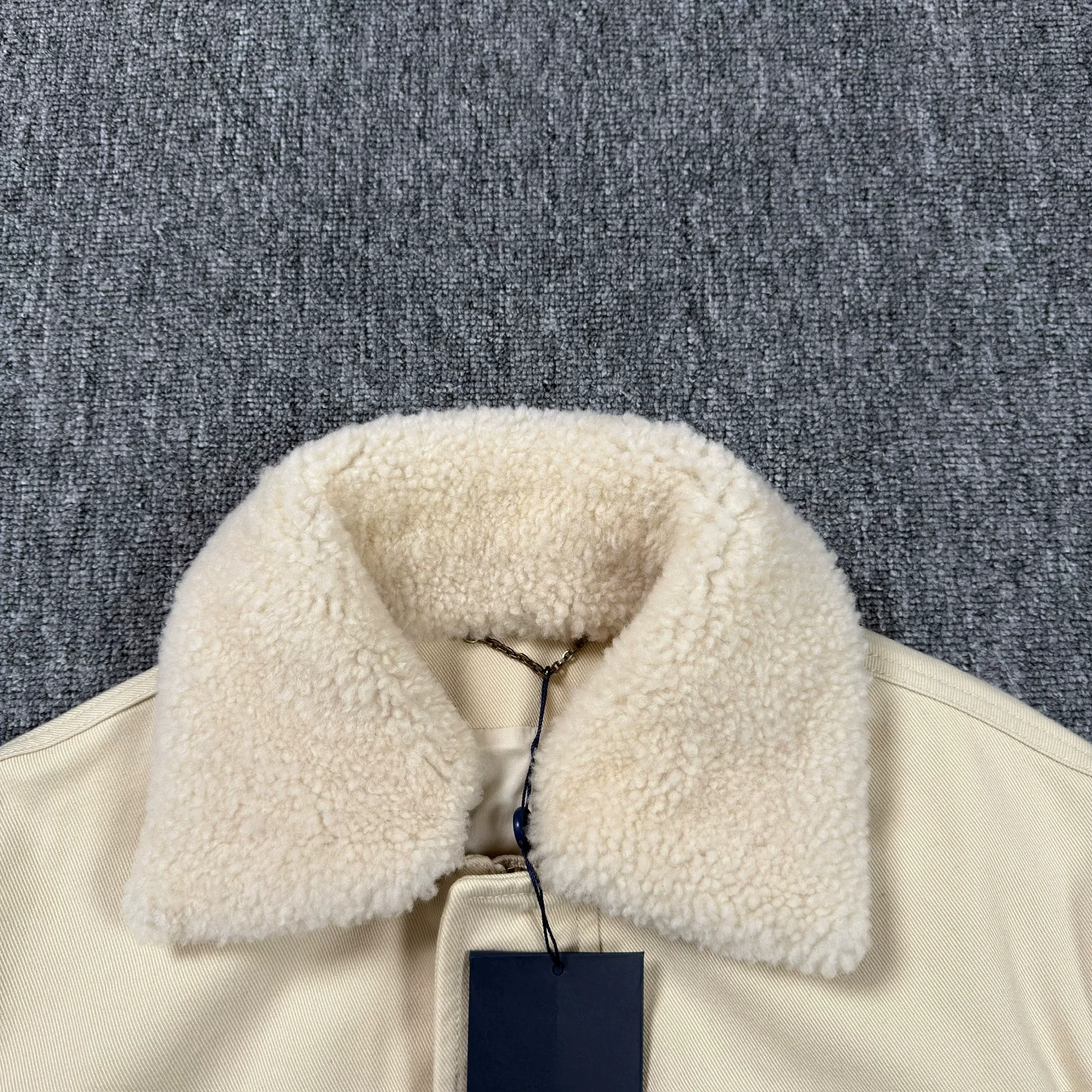 Louis Vuitton Off-White Fur Collar Jacket — front