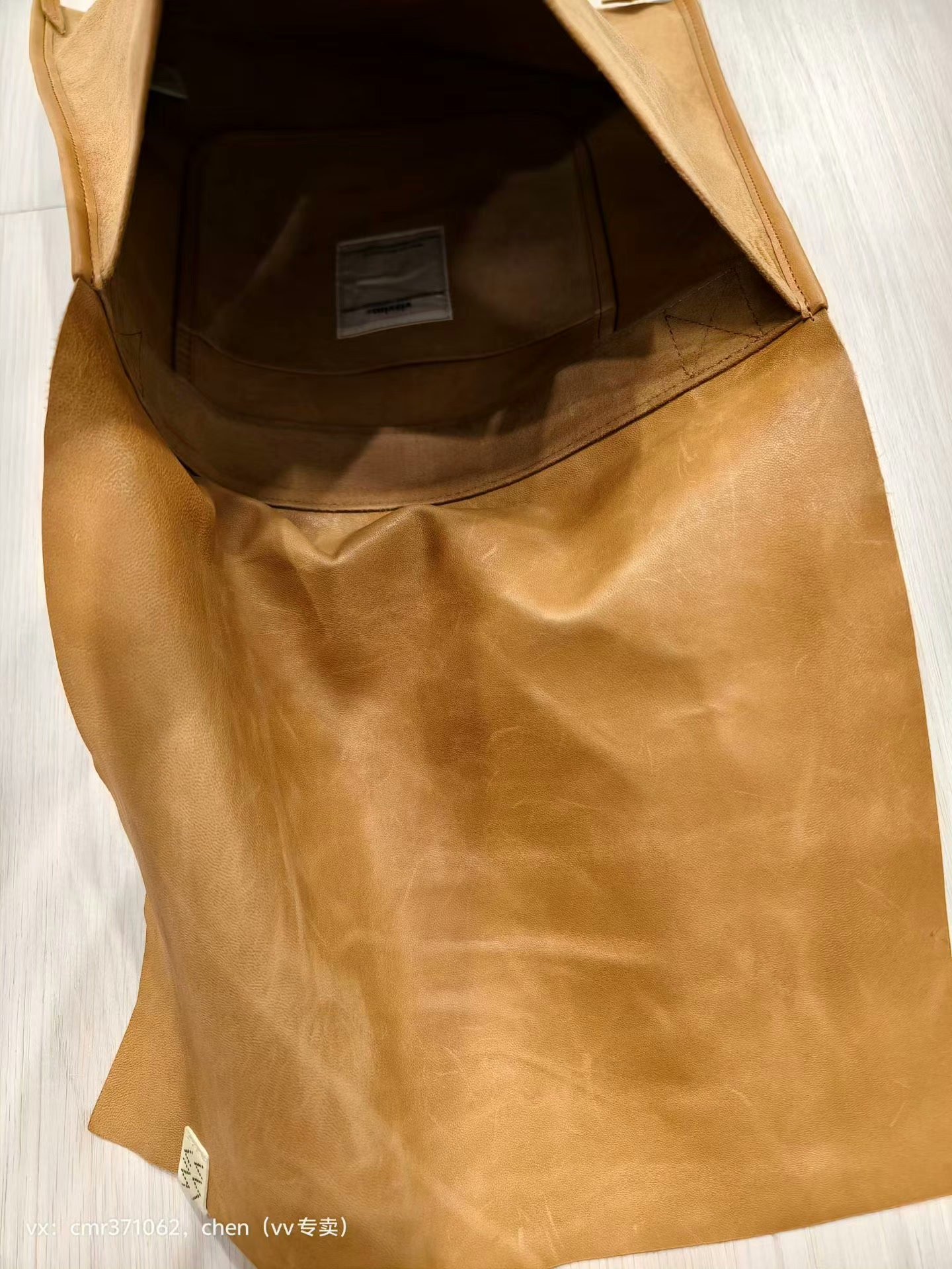 visvim 18ss Veg Lamb Shoulder Bag — label