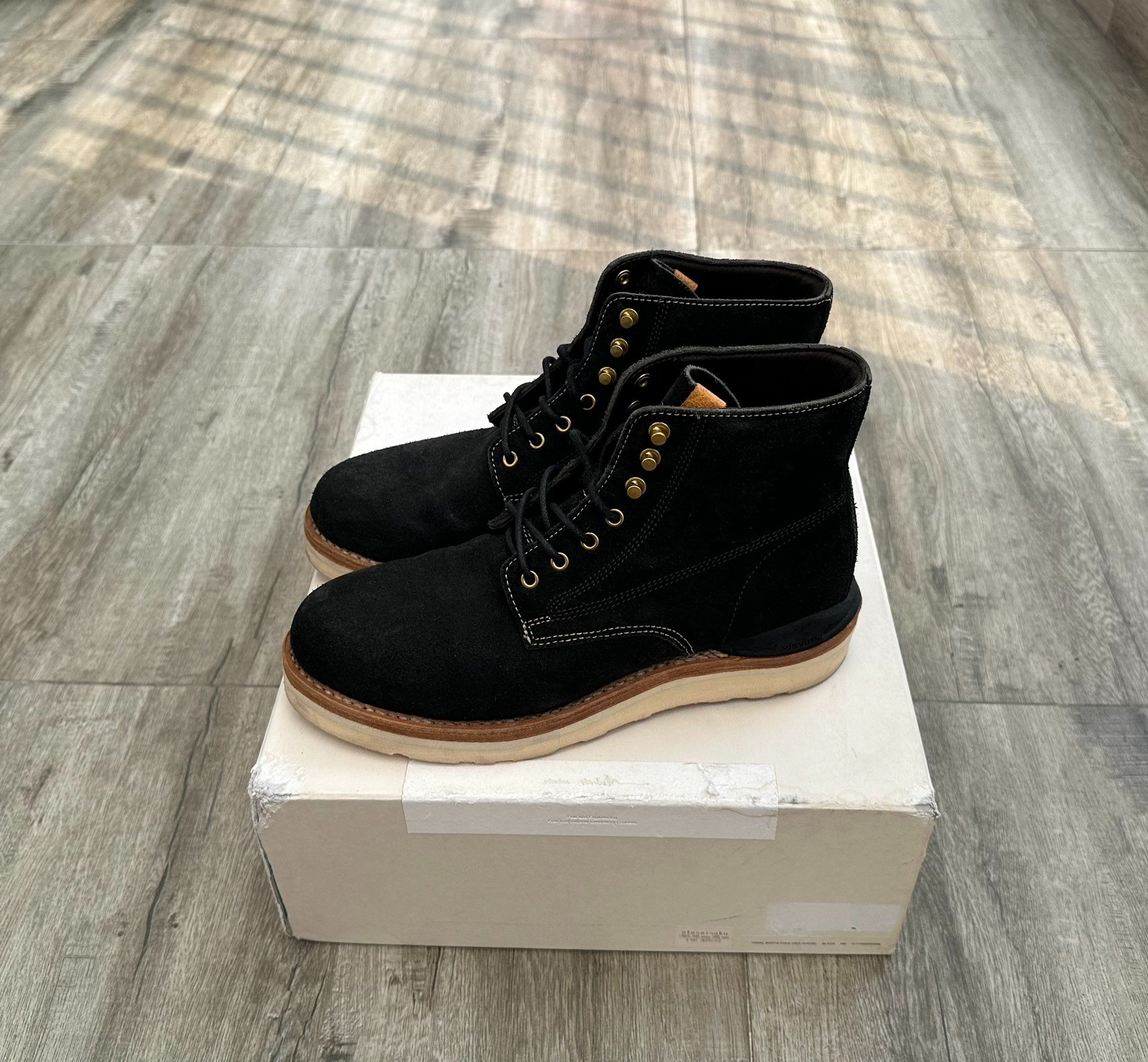 VISVIM VIRGIL BOOTS-FOLK VEG SUEDE — front
