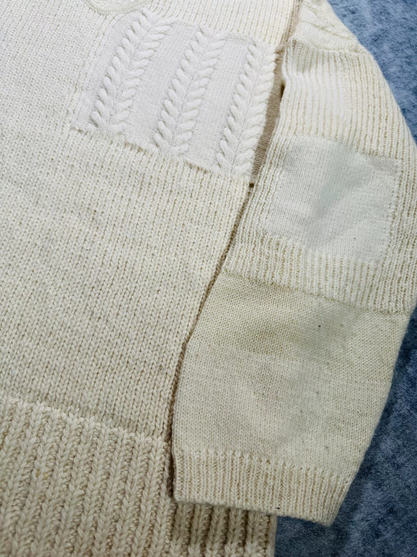 Visvim Highland V-Neck P.W 19AW Sweater — detail