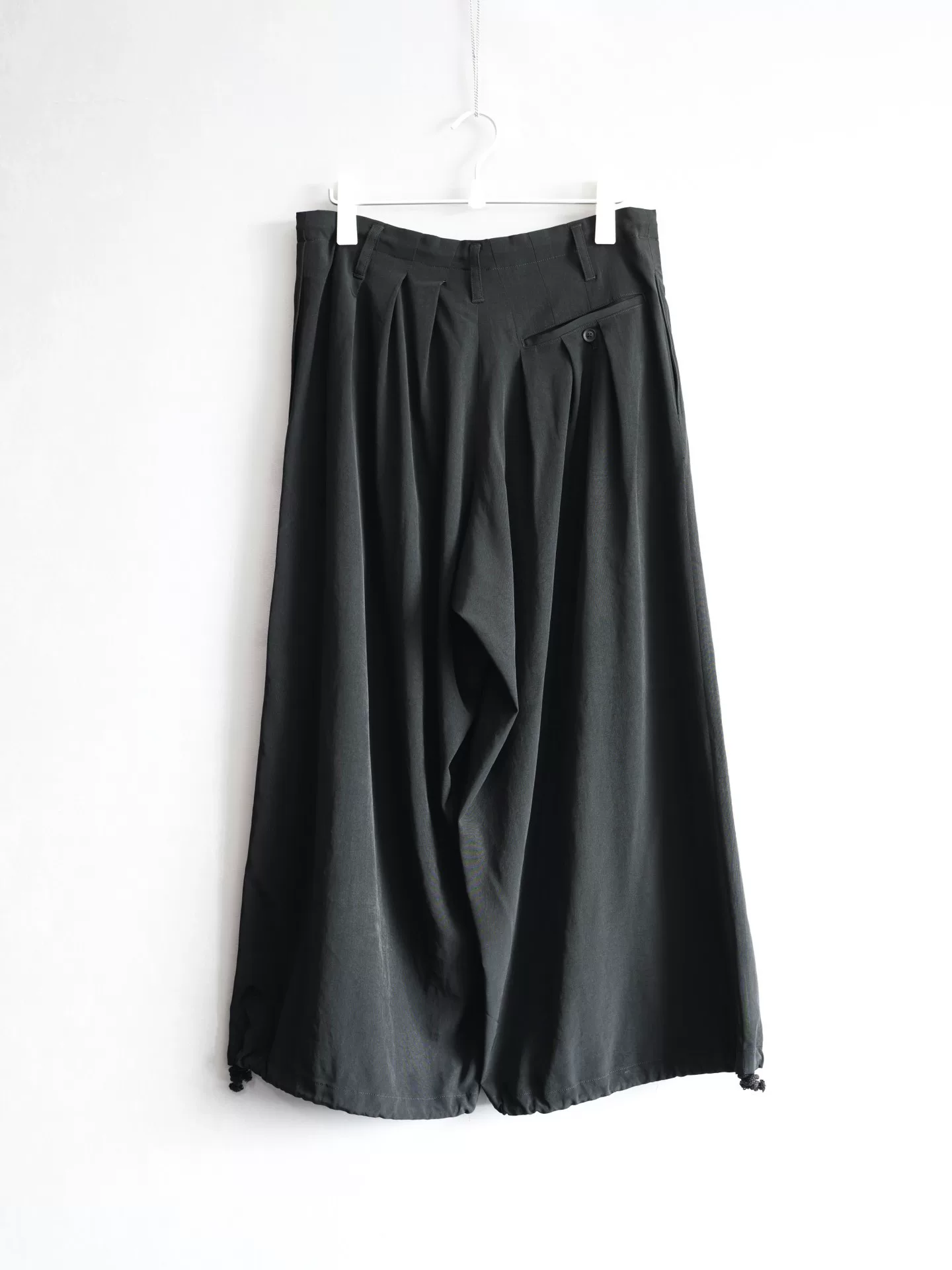 Yohji Yamamoto 21SS Pleated Balloon Pants — label