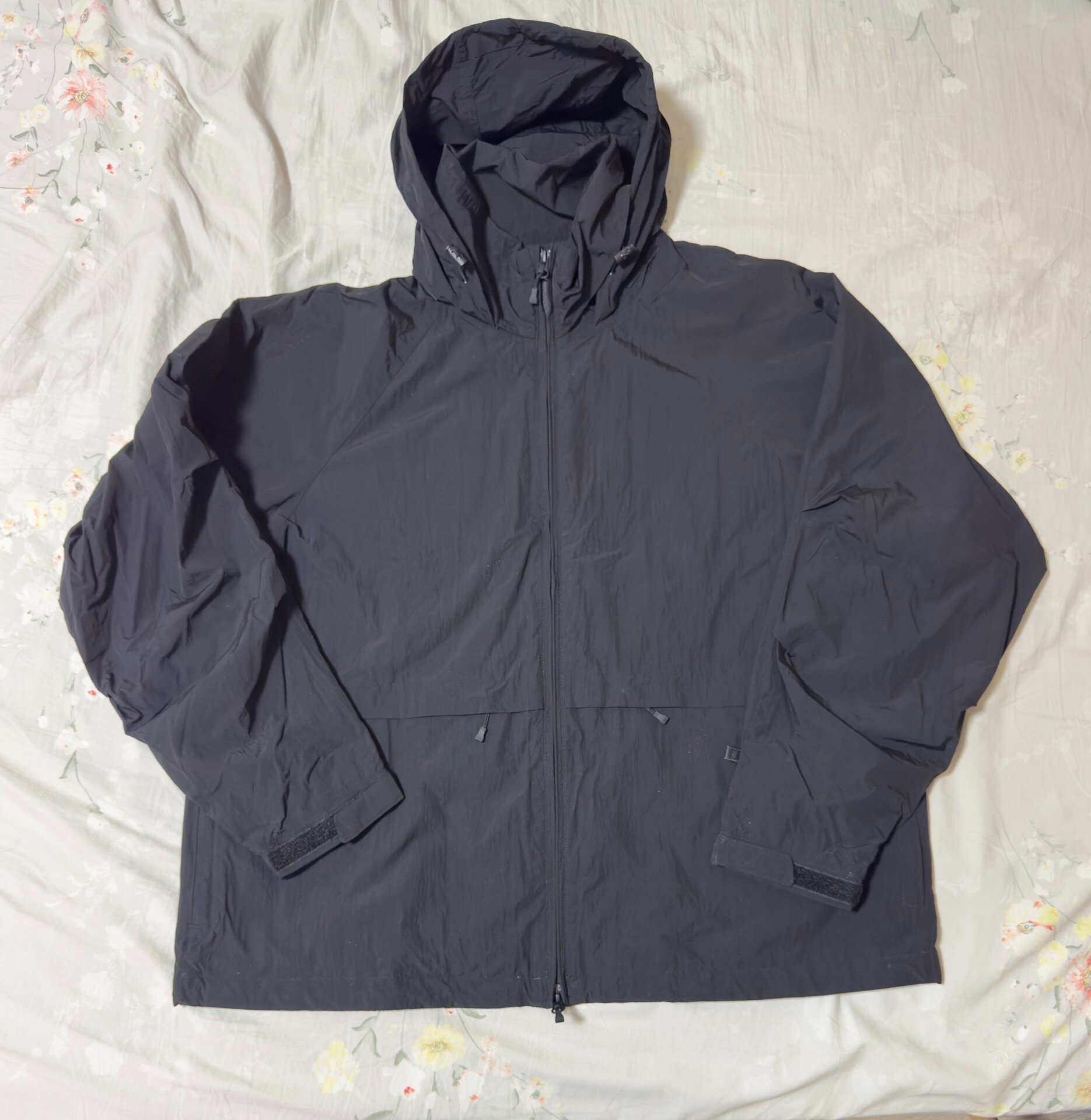 Daiwa pier39 22ss Waterproof Hooded Jacket