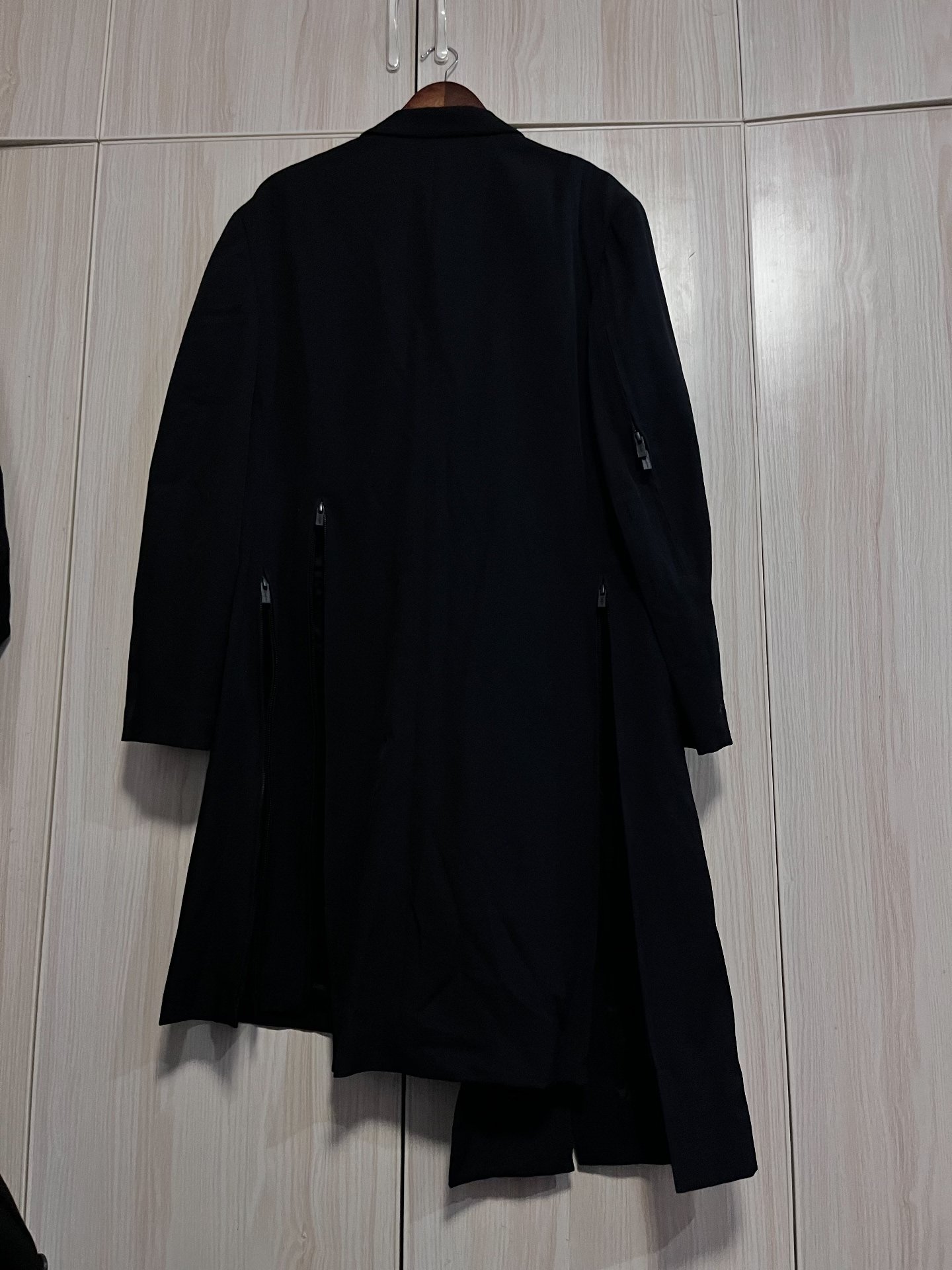 Yohji Yamamoto 25SS Asymmetric Coat — label
