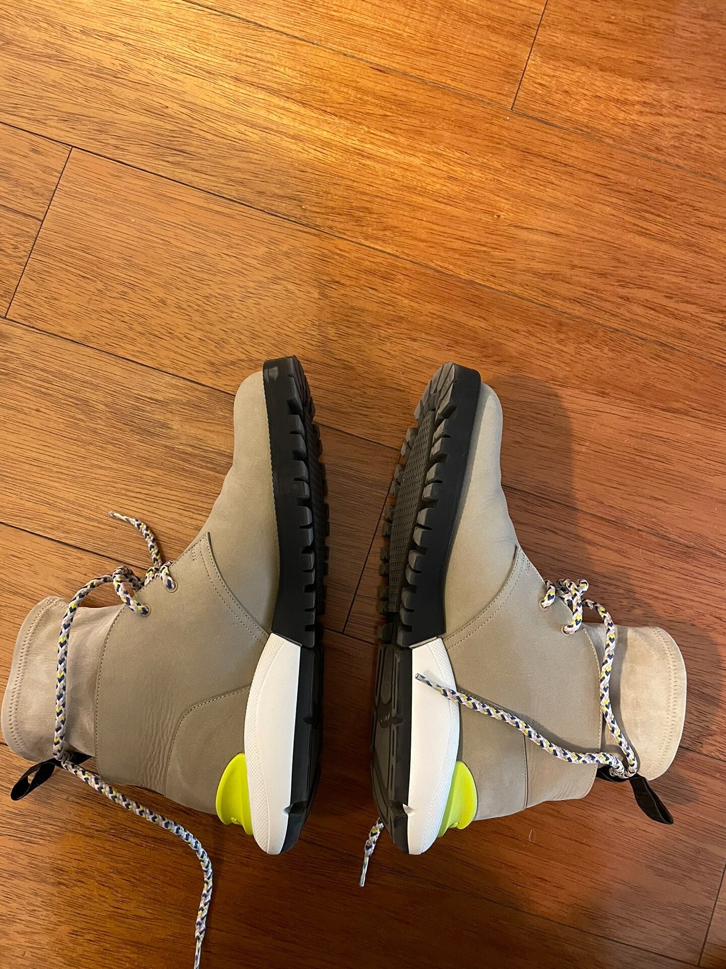 Dior Kaws Men's Desert Boots — back