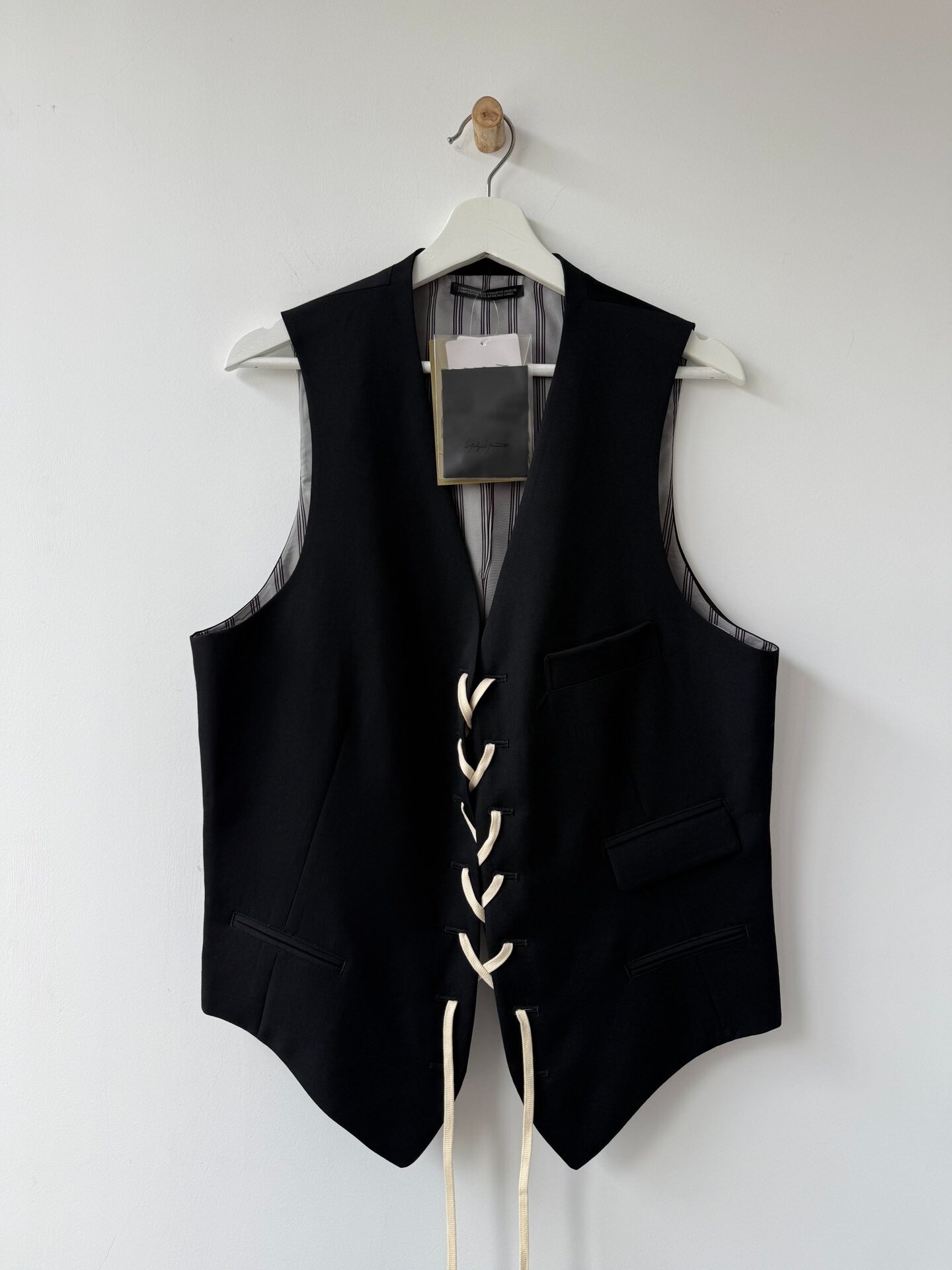 Yohji Yamamoto 21SS Lacing Vest — detail