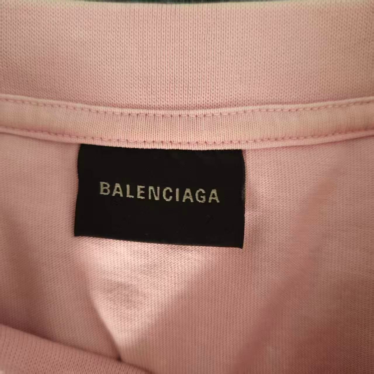 Balenciaga Blurred Letter Print T-shirt — detail