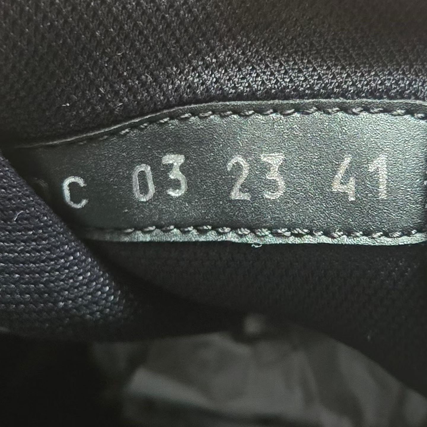 Dior B31 Beige Gray Shoes — label