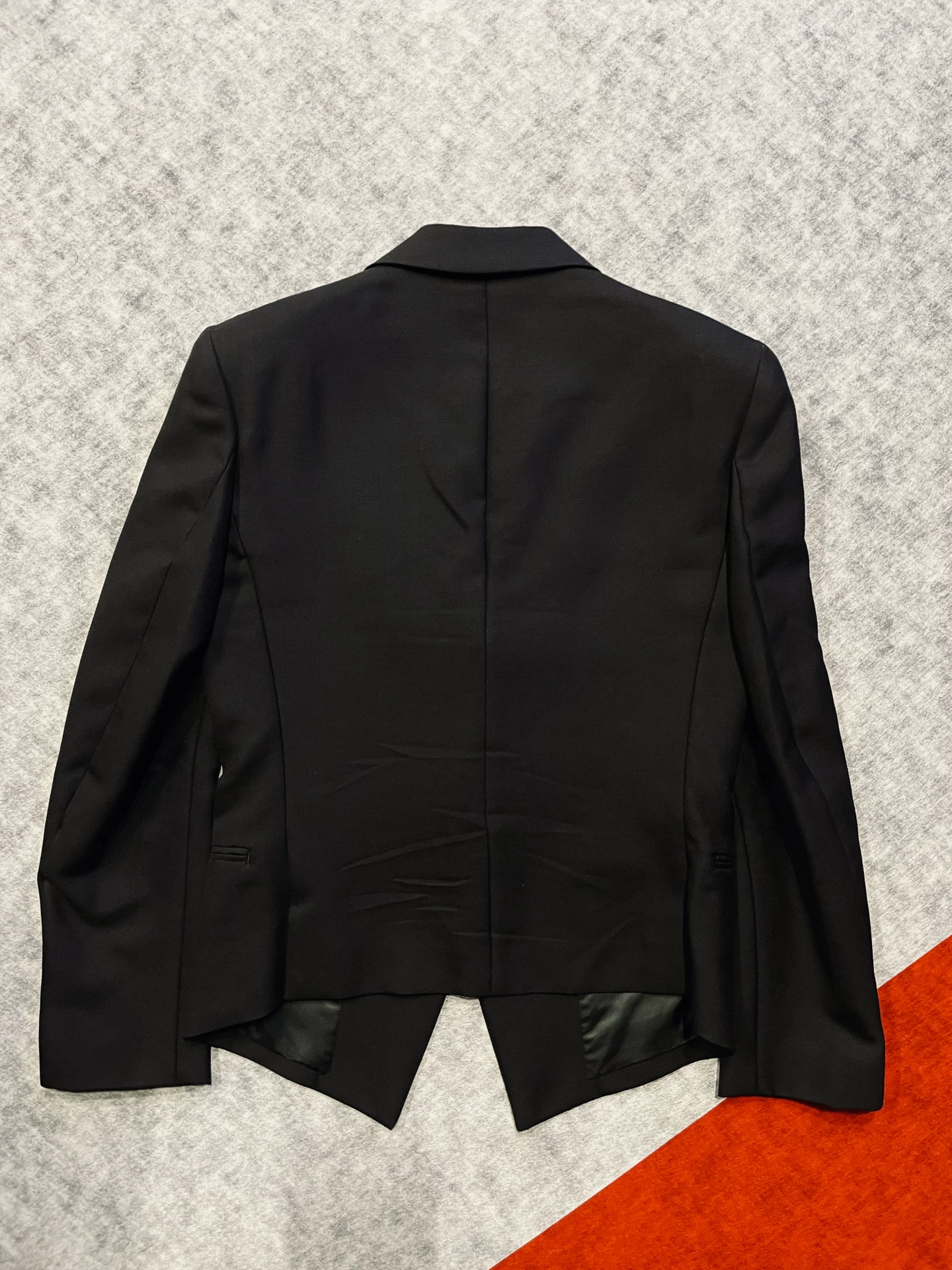 Dress Camp GD Style Black Lip Print Suit — front