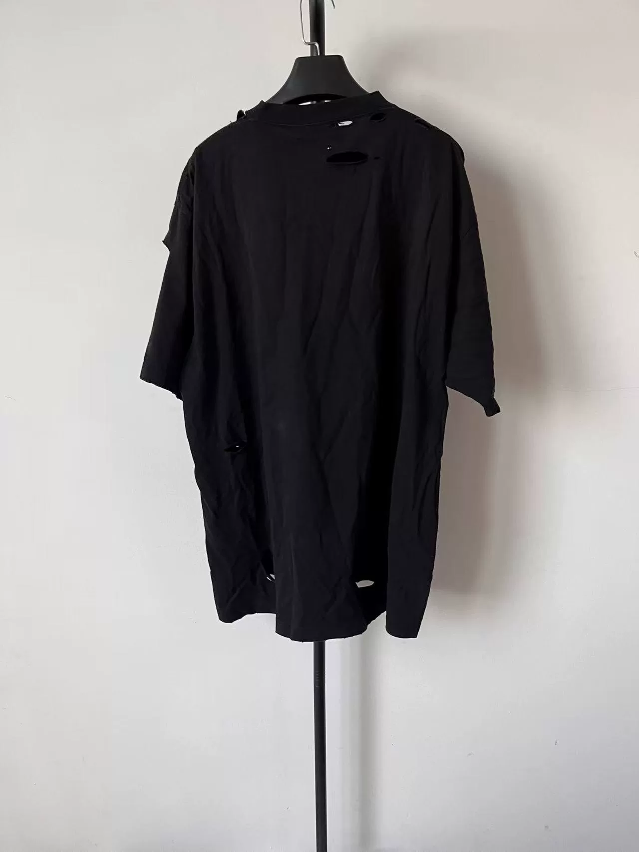 Balenciaga Letter Print Hole Short-Sleeve T-Shirt — front